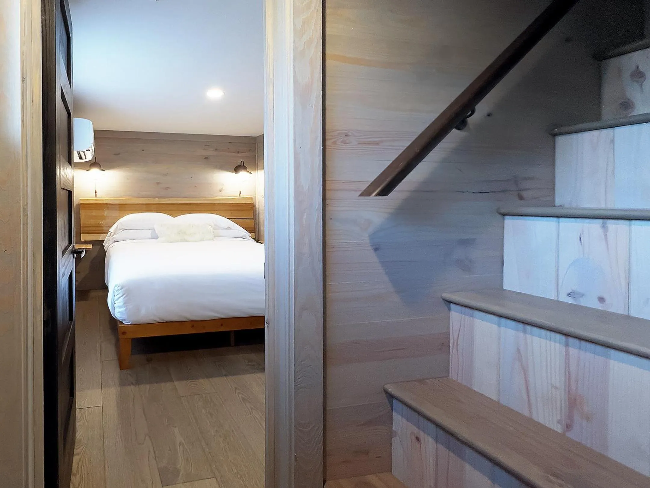 Bedroom, Bed in Asheville River Cabins