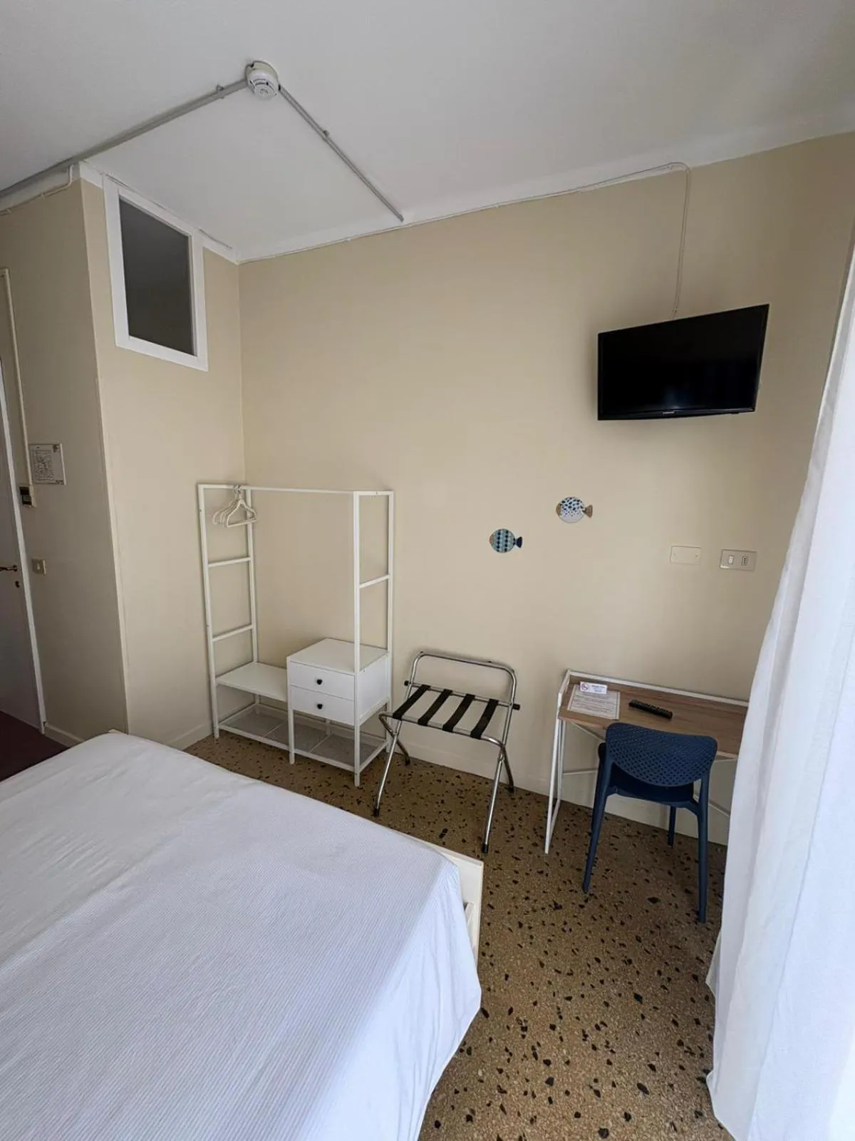 TV and multimedia, Bed in Hotel Elisabetta