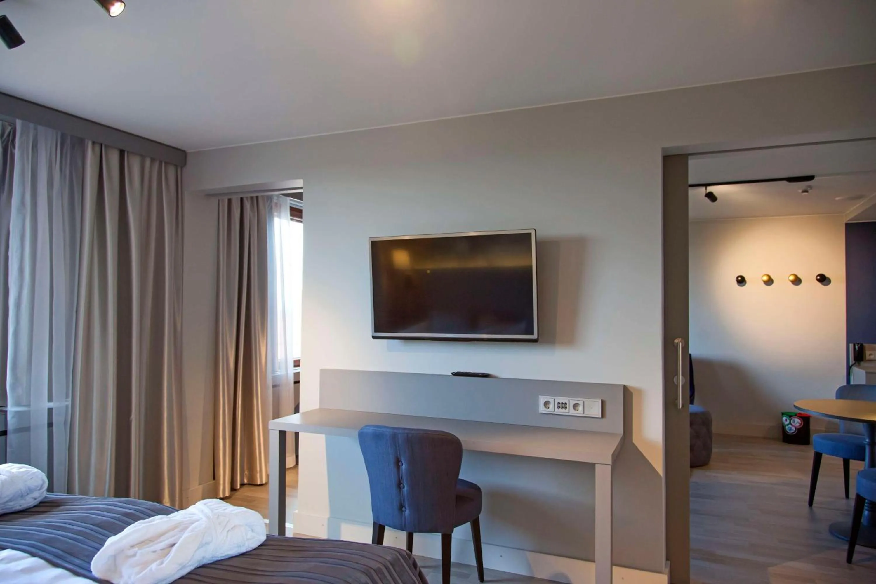 Bedroom, Bed in Scandic Park Helsinki