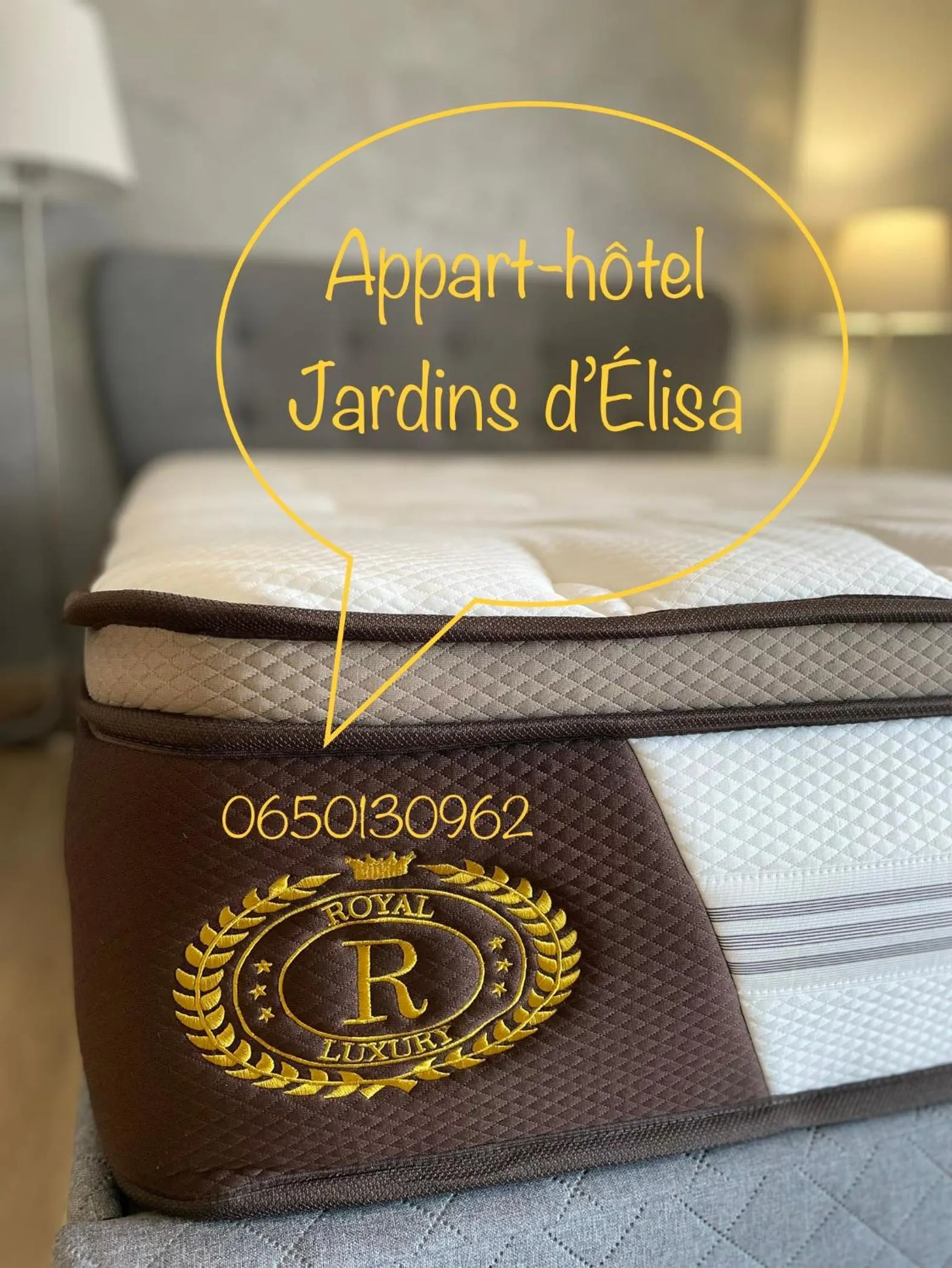 Bed in AppartHotel Jardins d’Elisa