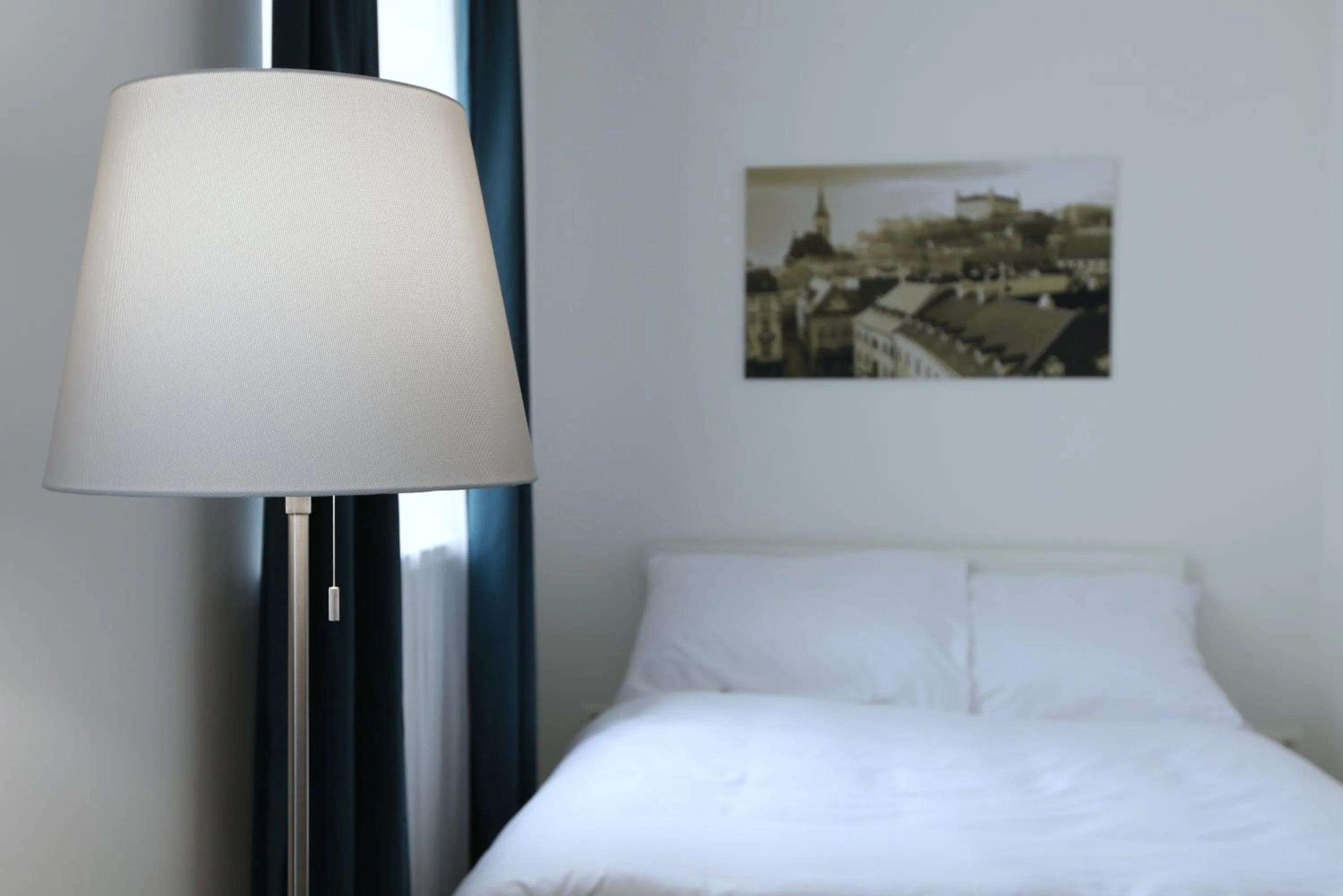 Bed in City Center Best Place Apartments