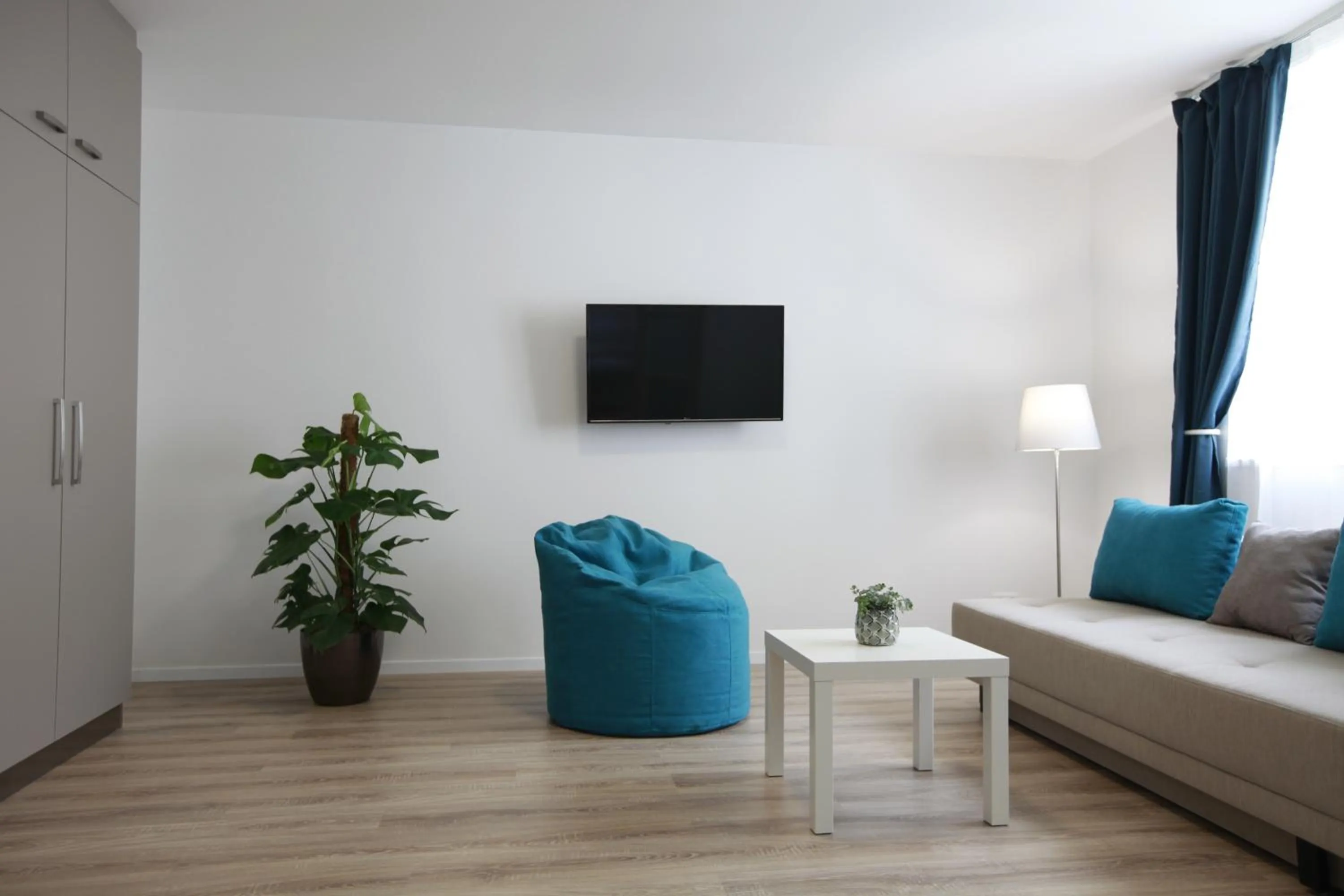 TV and multimedia, Bed in City Center Best Place Apartments