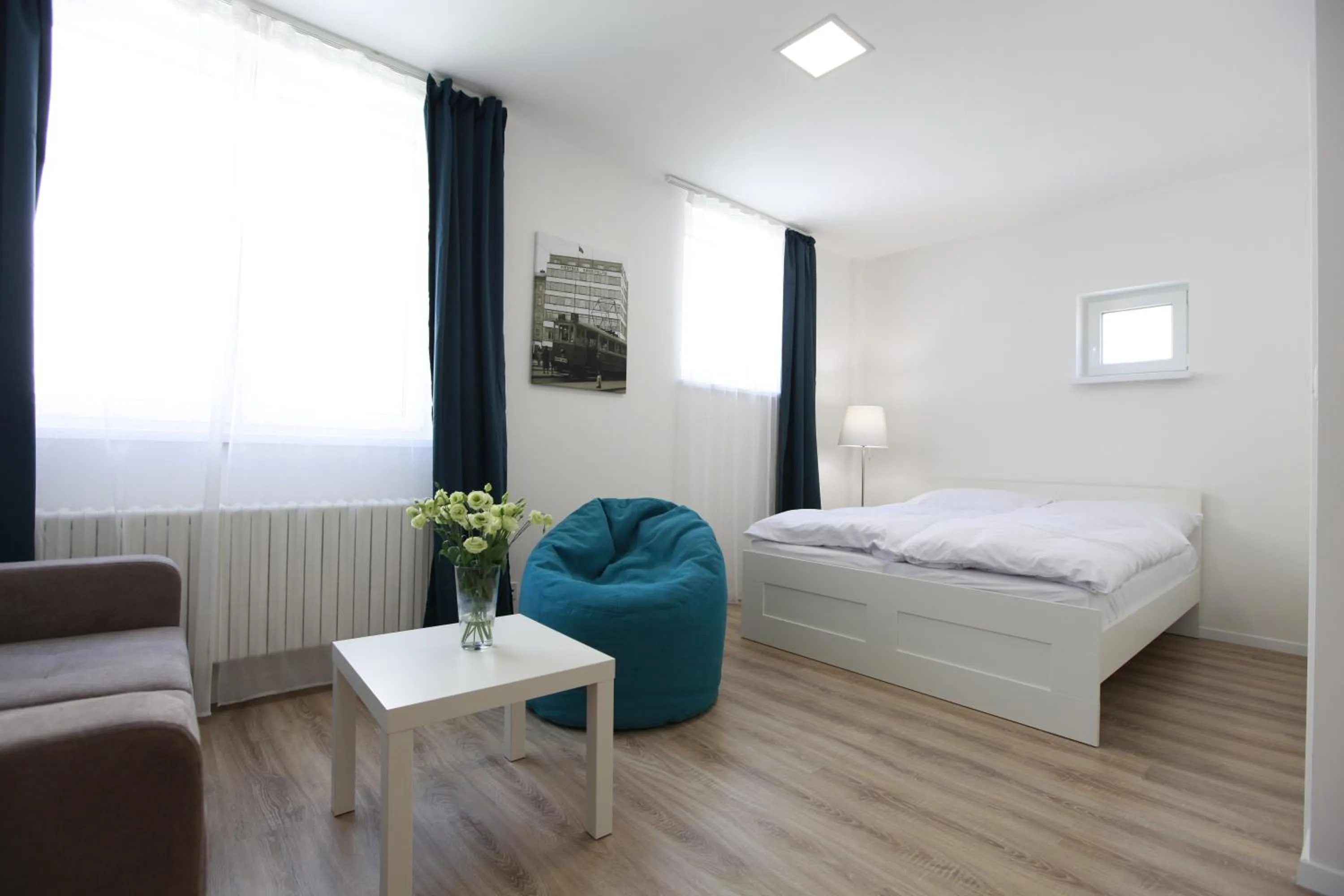 Bed in City Center Best Place Apartments