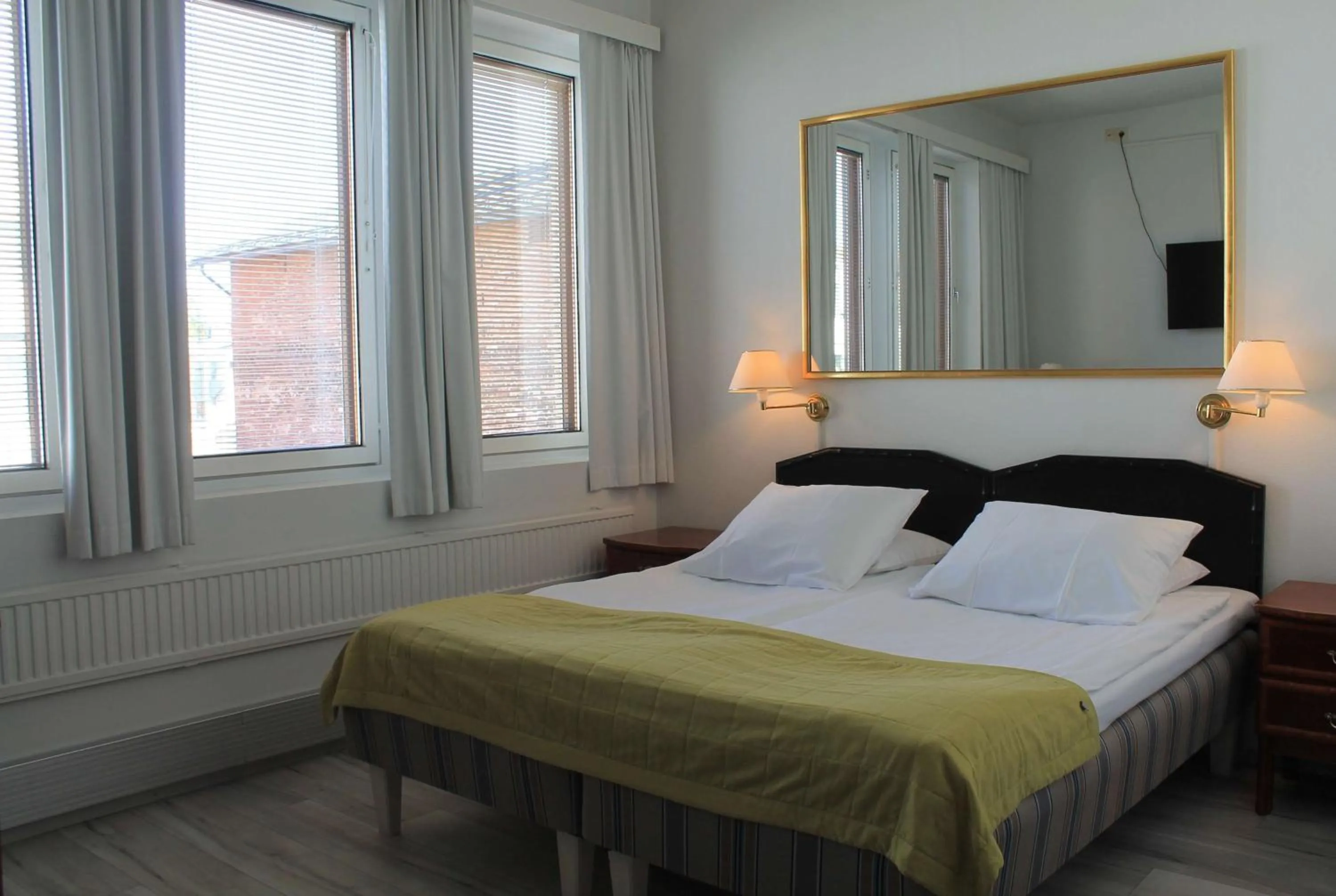 Bedroom, Bed in Best Western Hotel Apollo