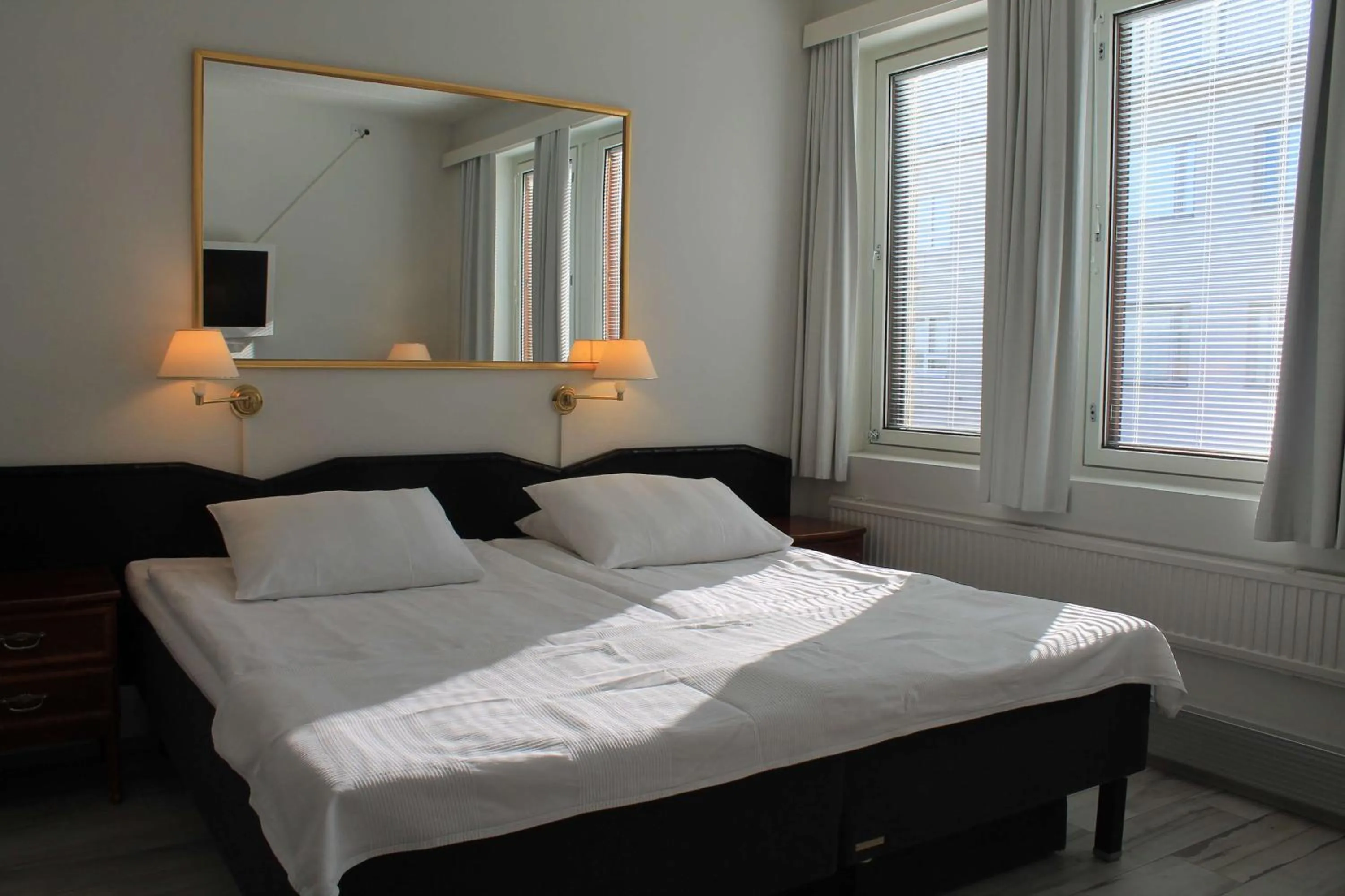 Bedroom, Bed in Best Western Hotel Apollo