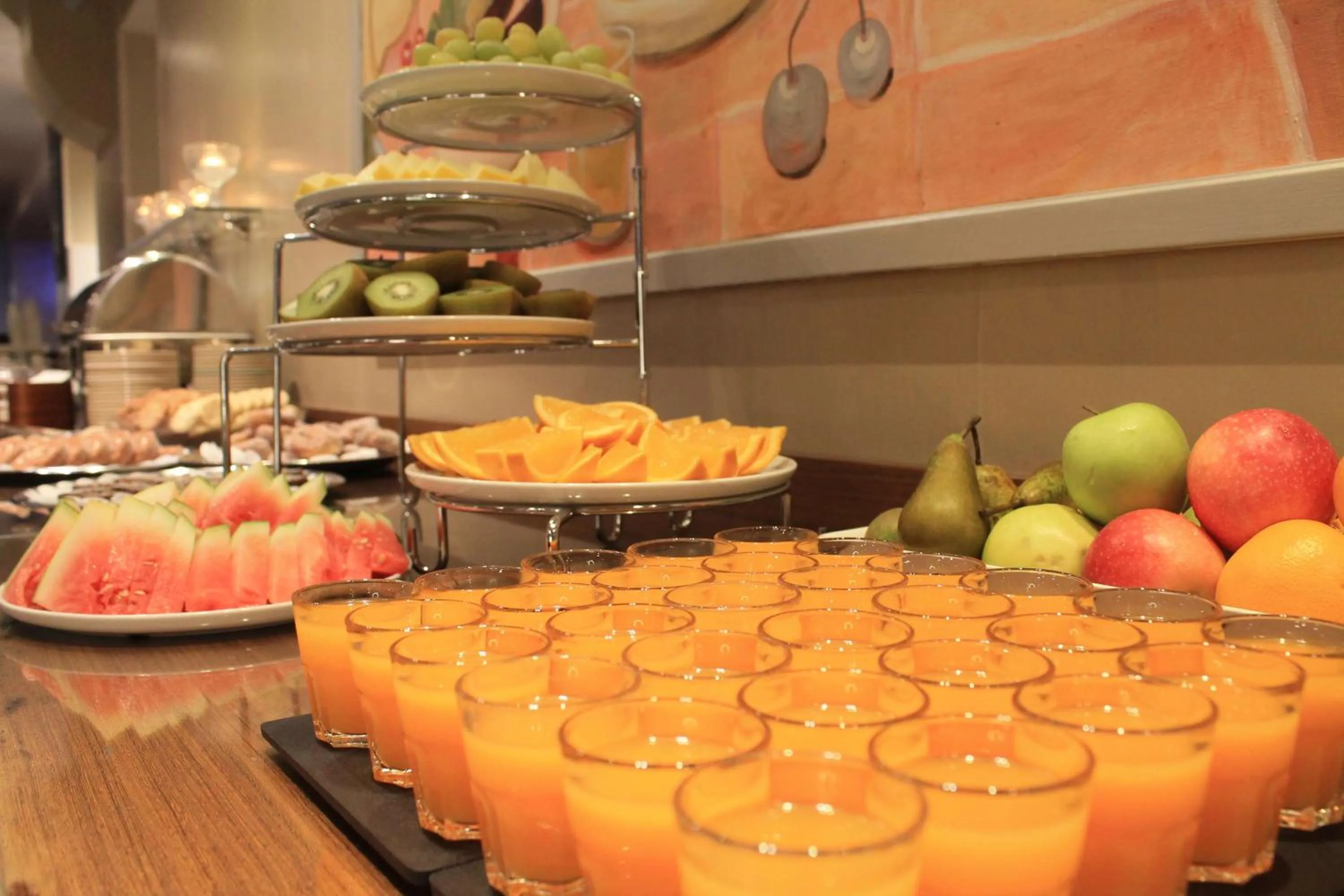 Breakfast in Best Western Hotel Apollo