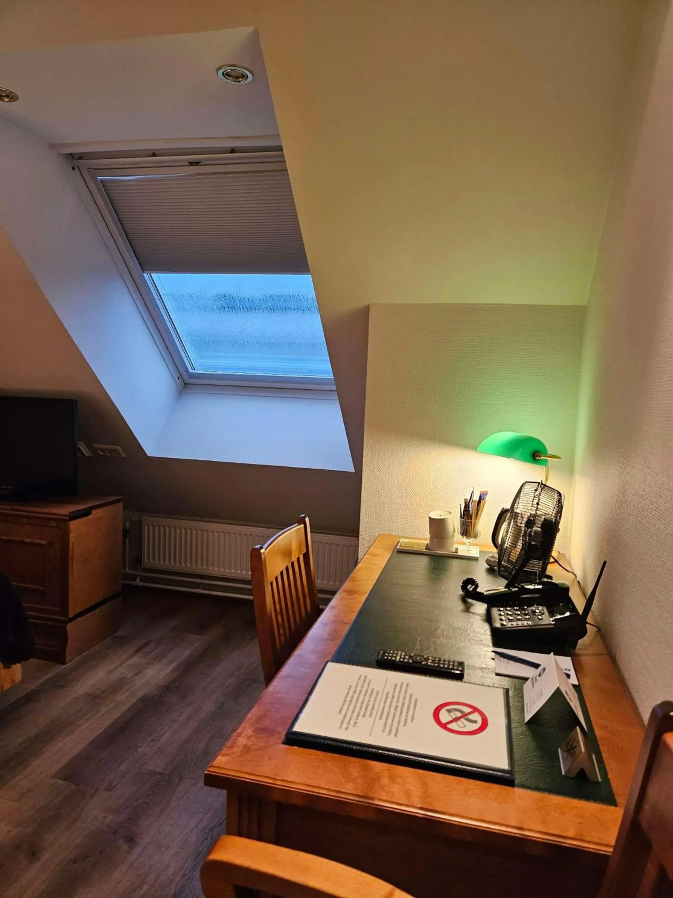 Single Room in Best Western Hotel Apollo Single Room in Best Western Hotel Apollo