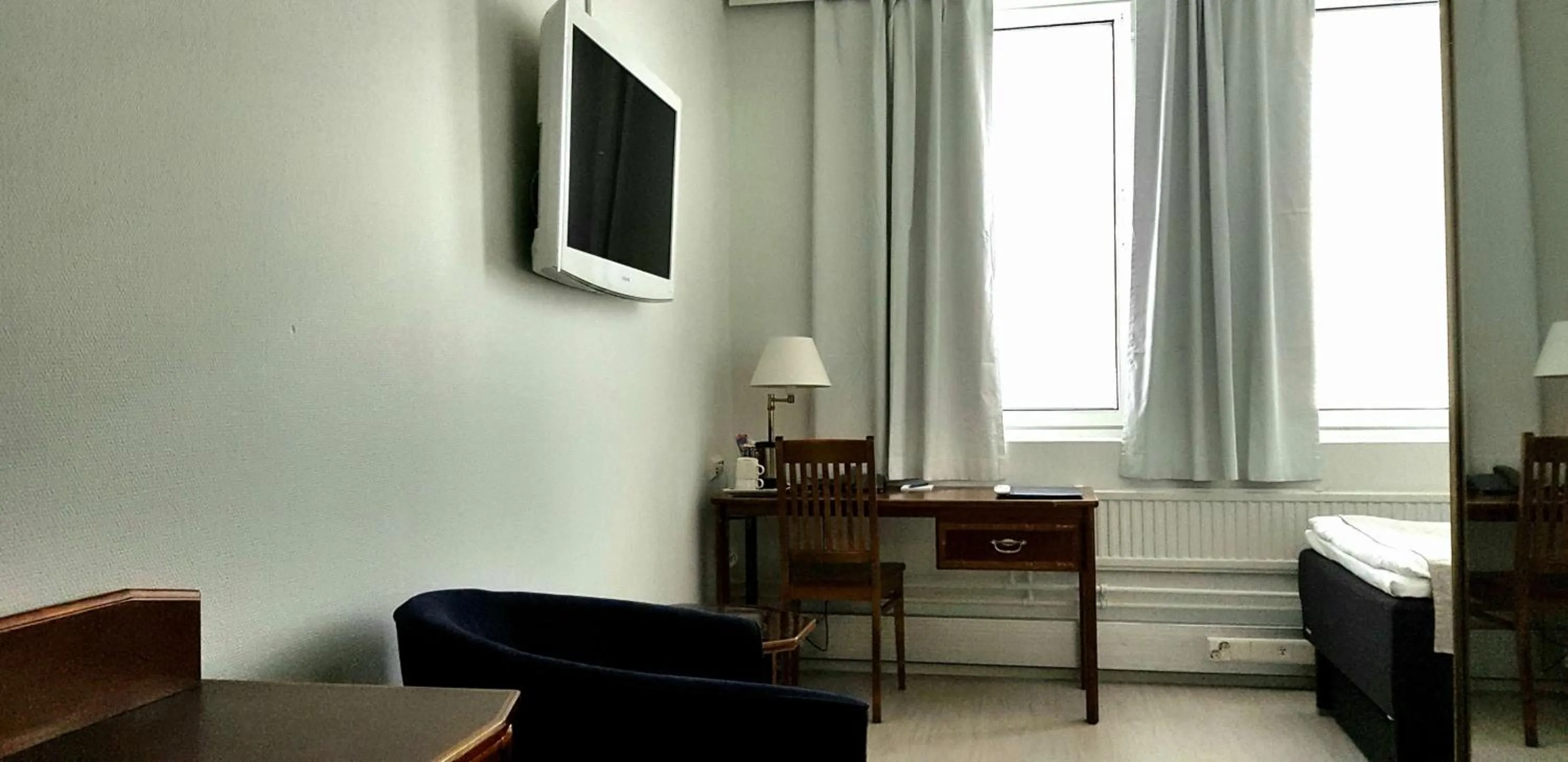 Bedroom in Best Western Hotel Apollo