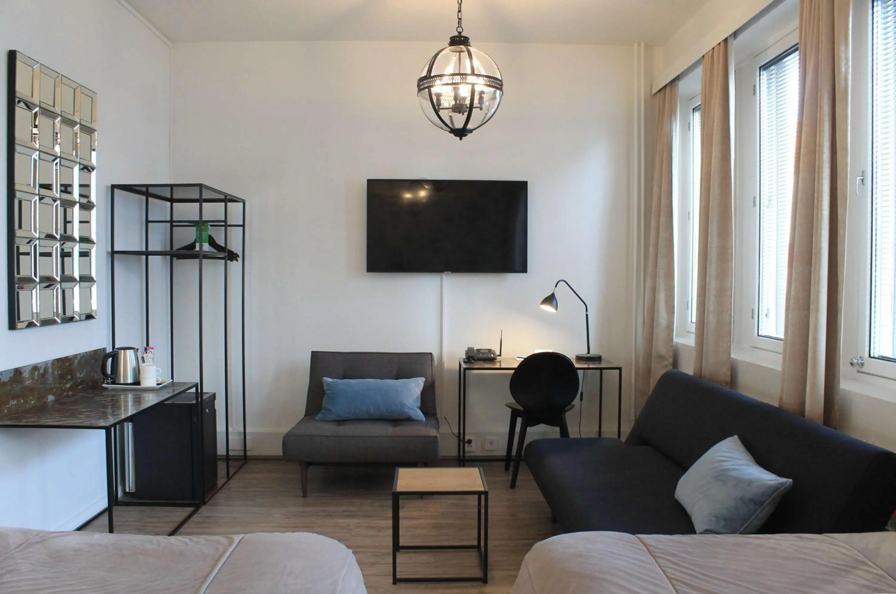 Bedroom in Best Western Hotel Apollo