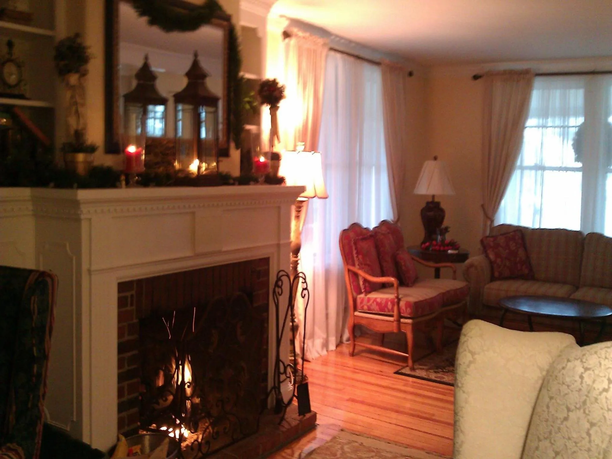 Communal lounge/ TV room in Victoria Inn