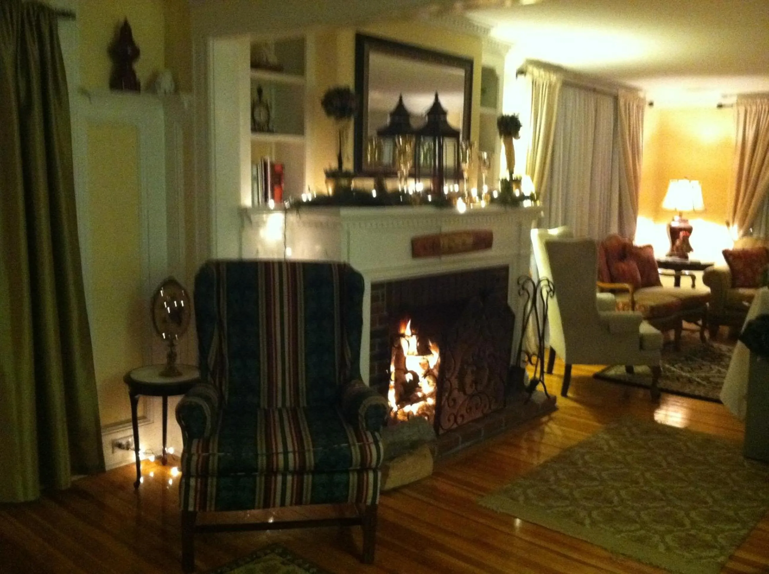 Communal lounge/ TV room in Victoria Inn