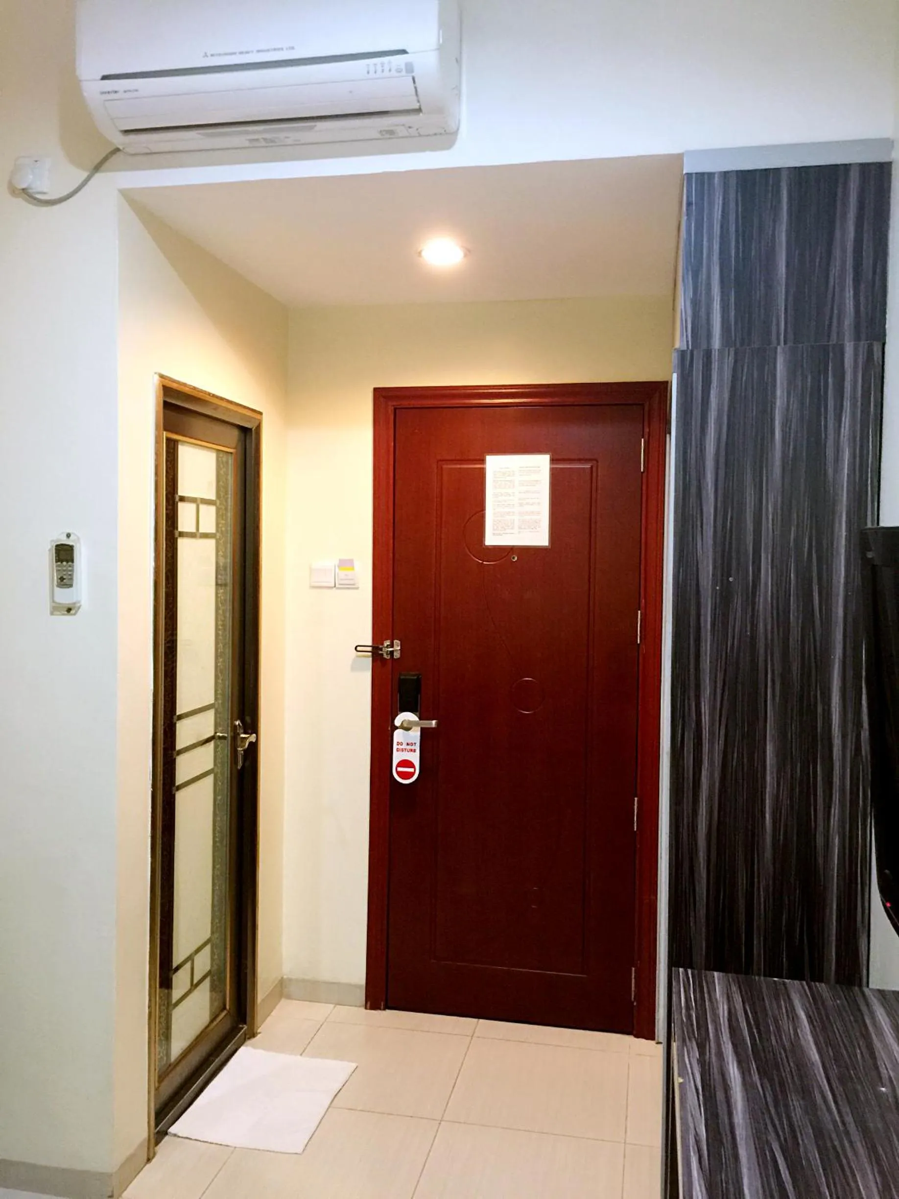 air conditioner in De Best Hotel