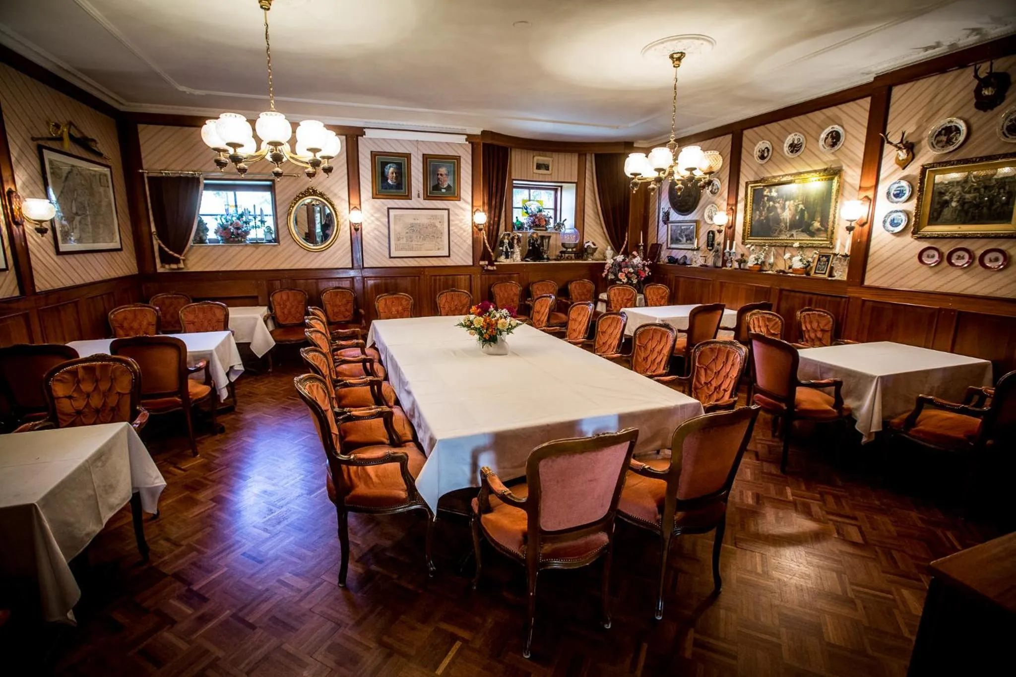 Restaurant/places to eat in Park Hotel Turku