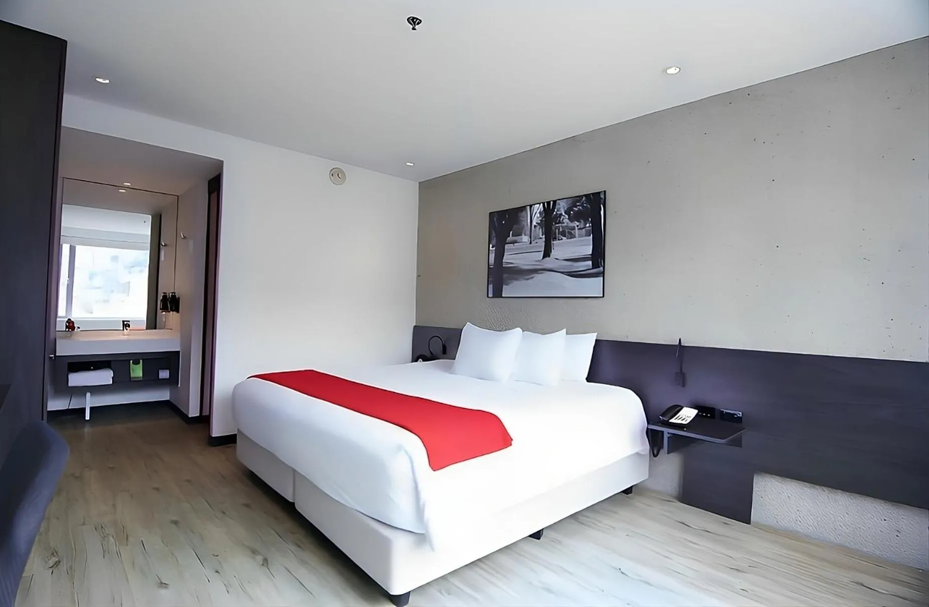 Bedroom, Bed in Hotel B3 Virrey