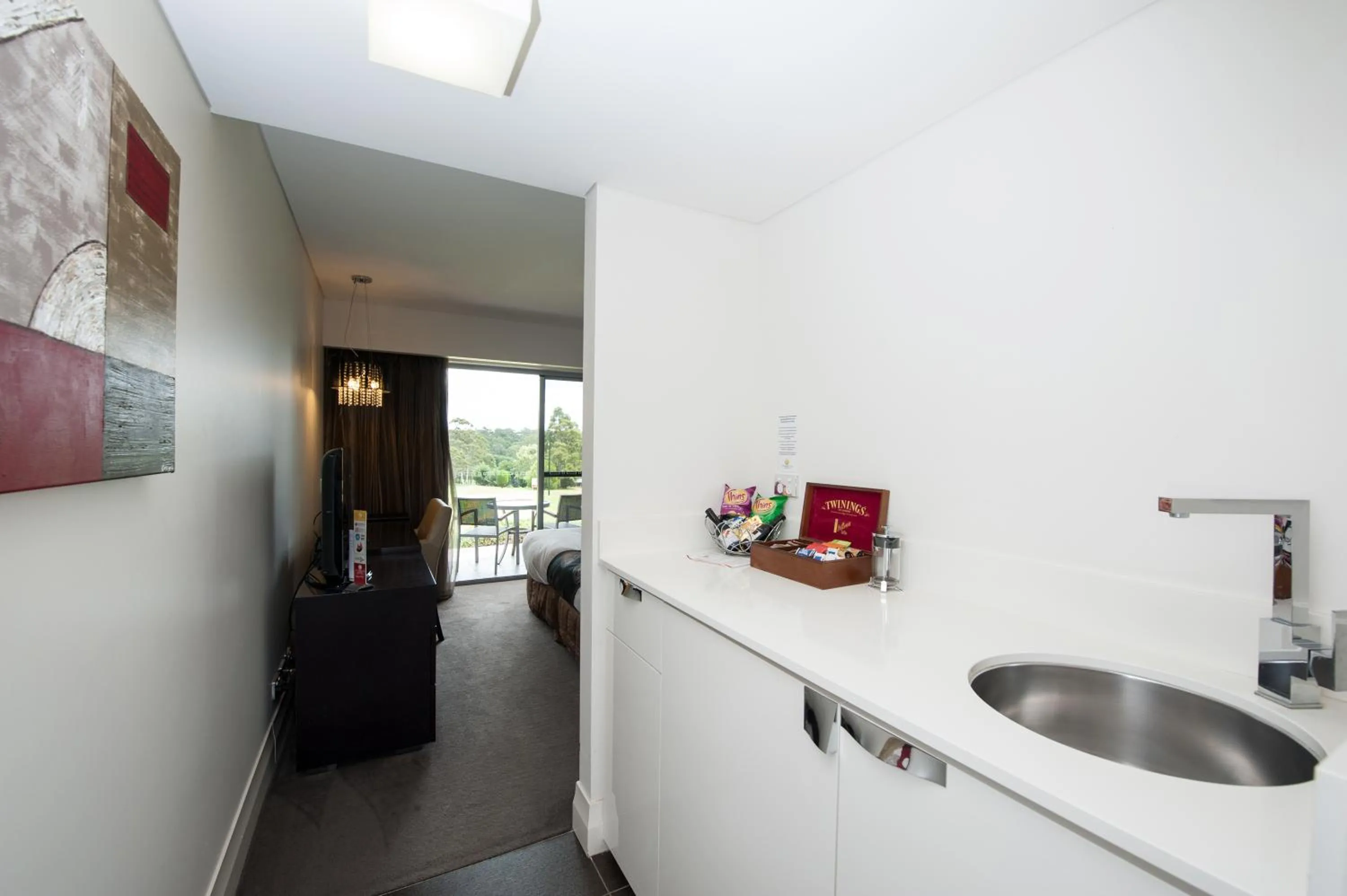 Day in City Golf Club Motel