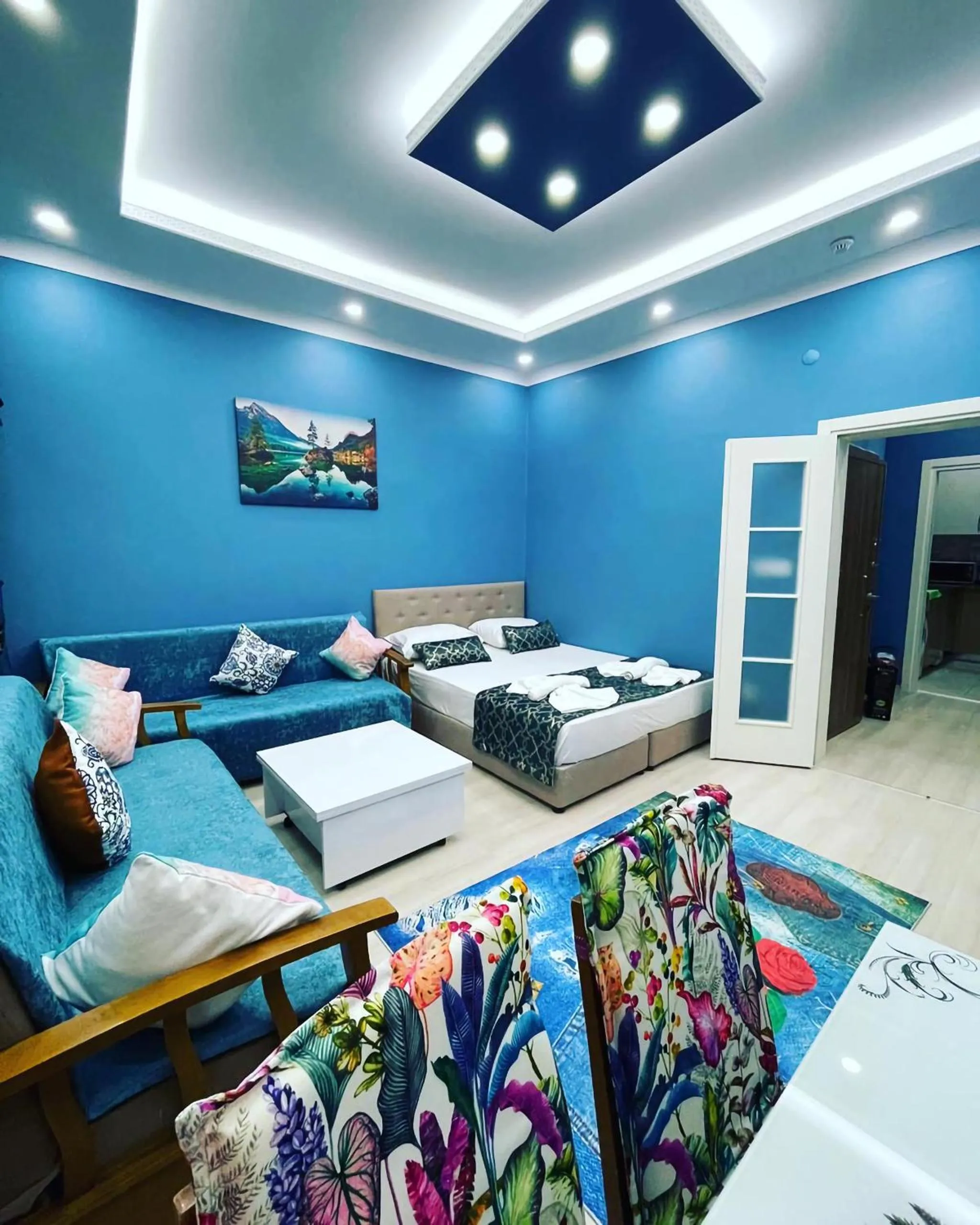 Bed in HagiaSophia Donat Suites