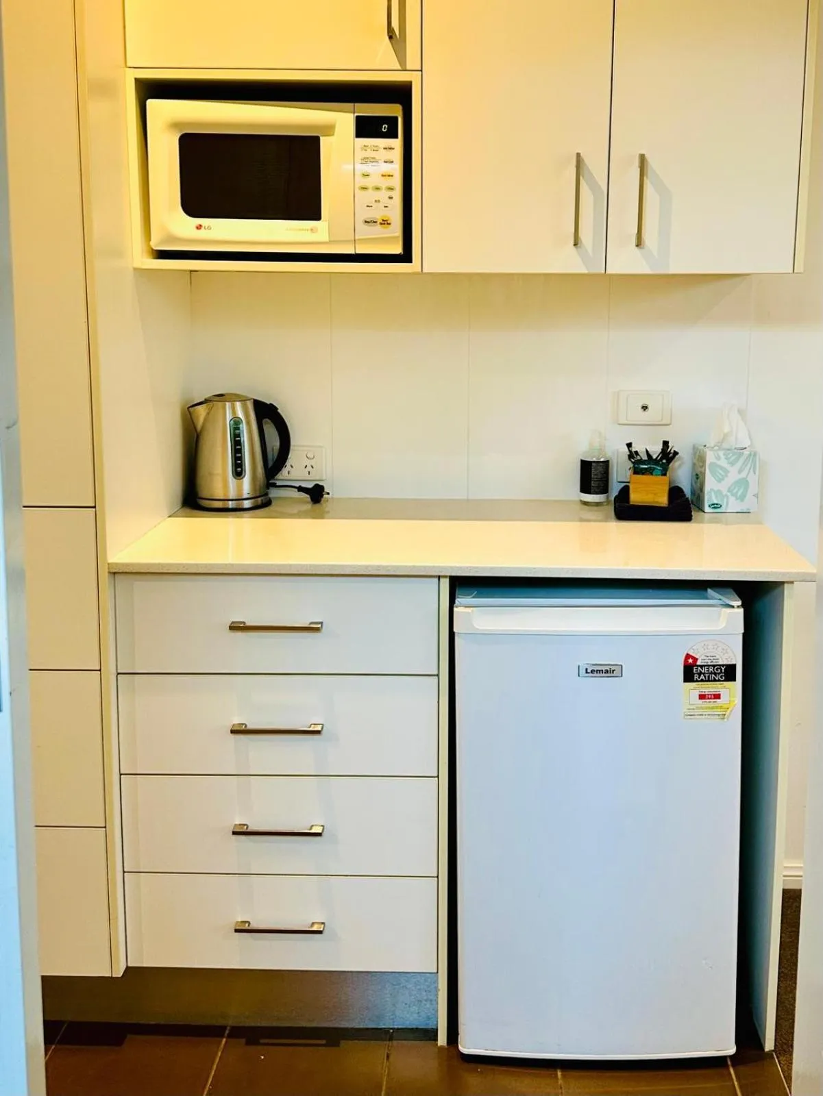 Coffee/tea facilities in Merivale Motel