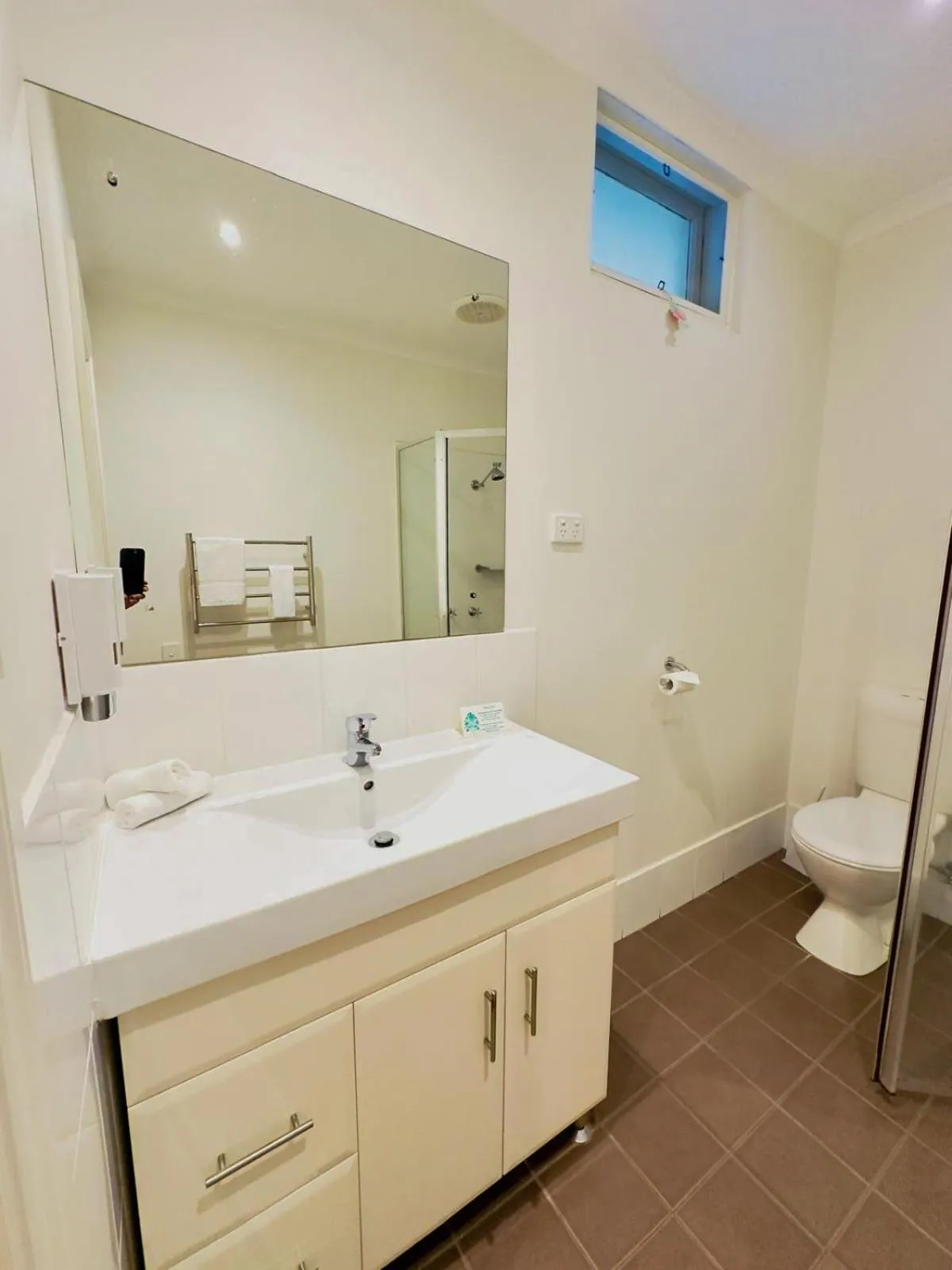 Shower in Merivale Motel