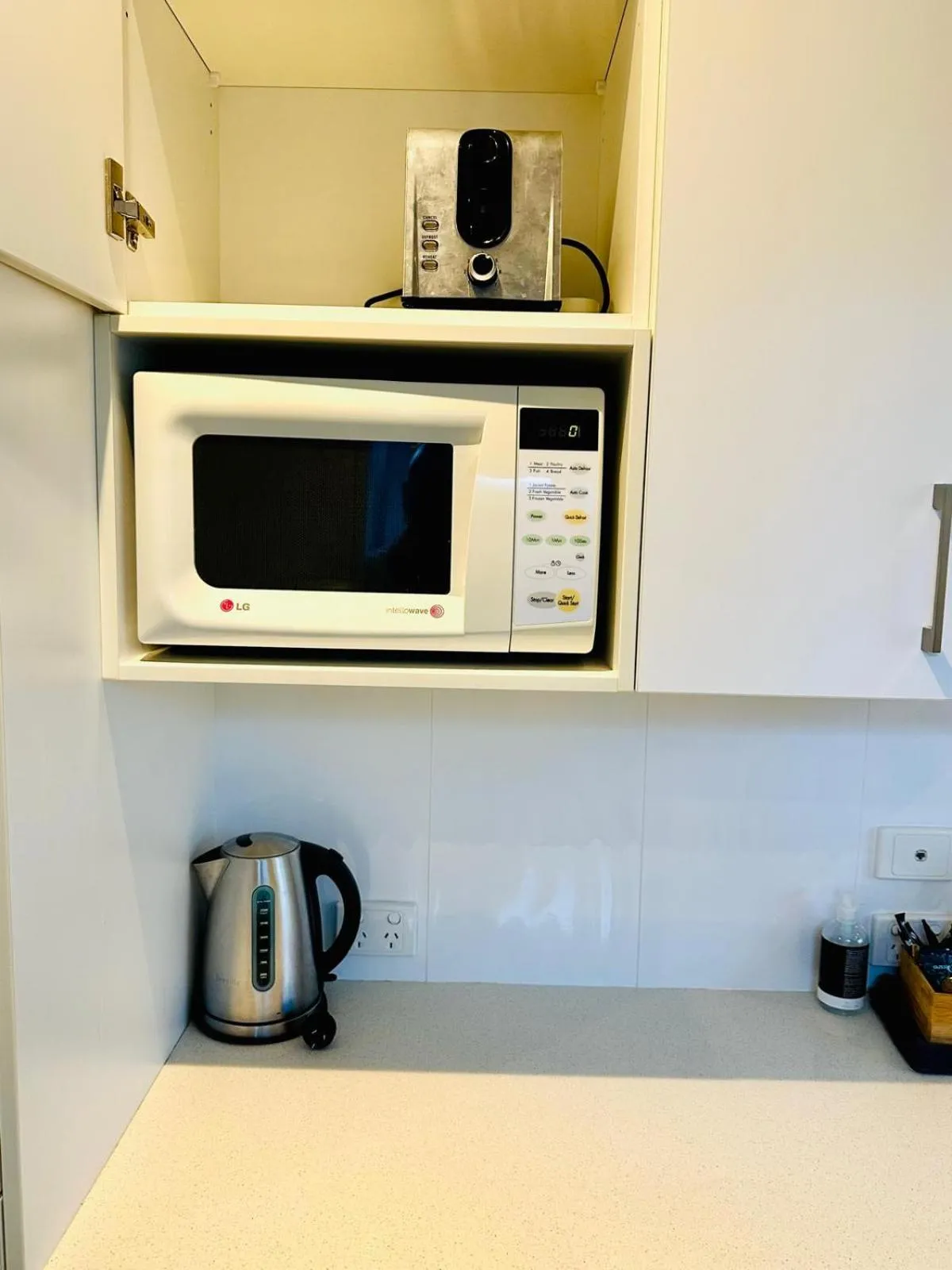 Kitchen or kitchenette in Merivale Motel