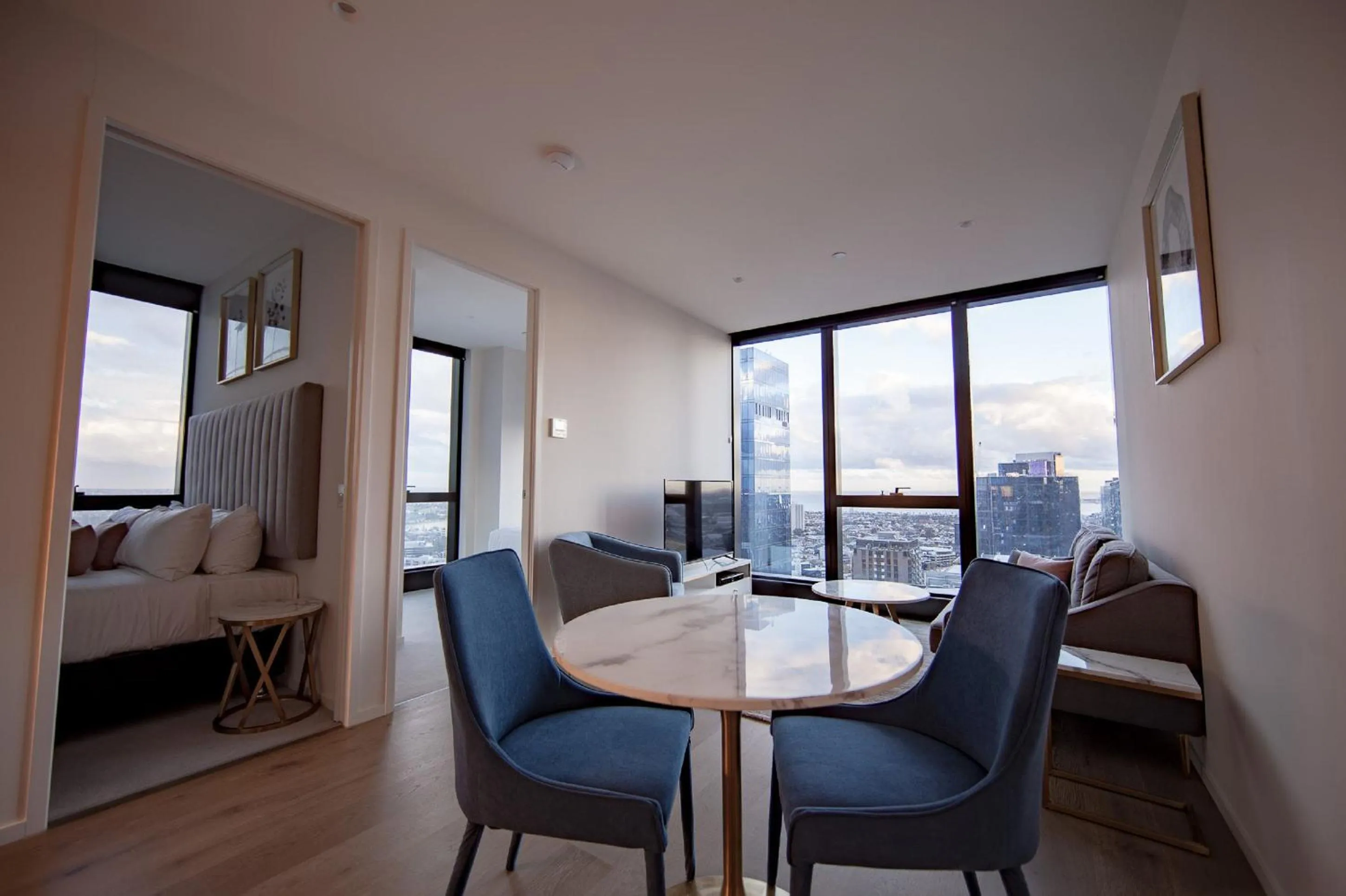 TV and multimedia, Bed in CLLIX Australia 108 Apartments