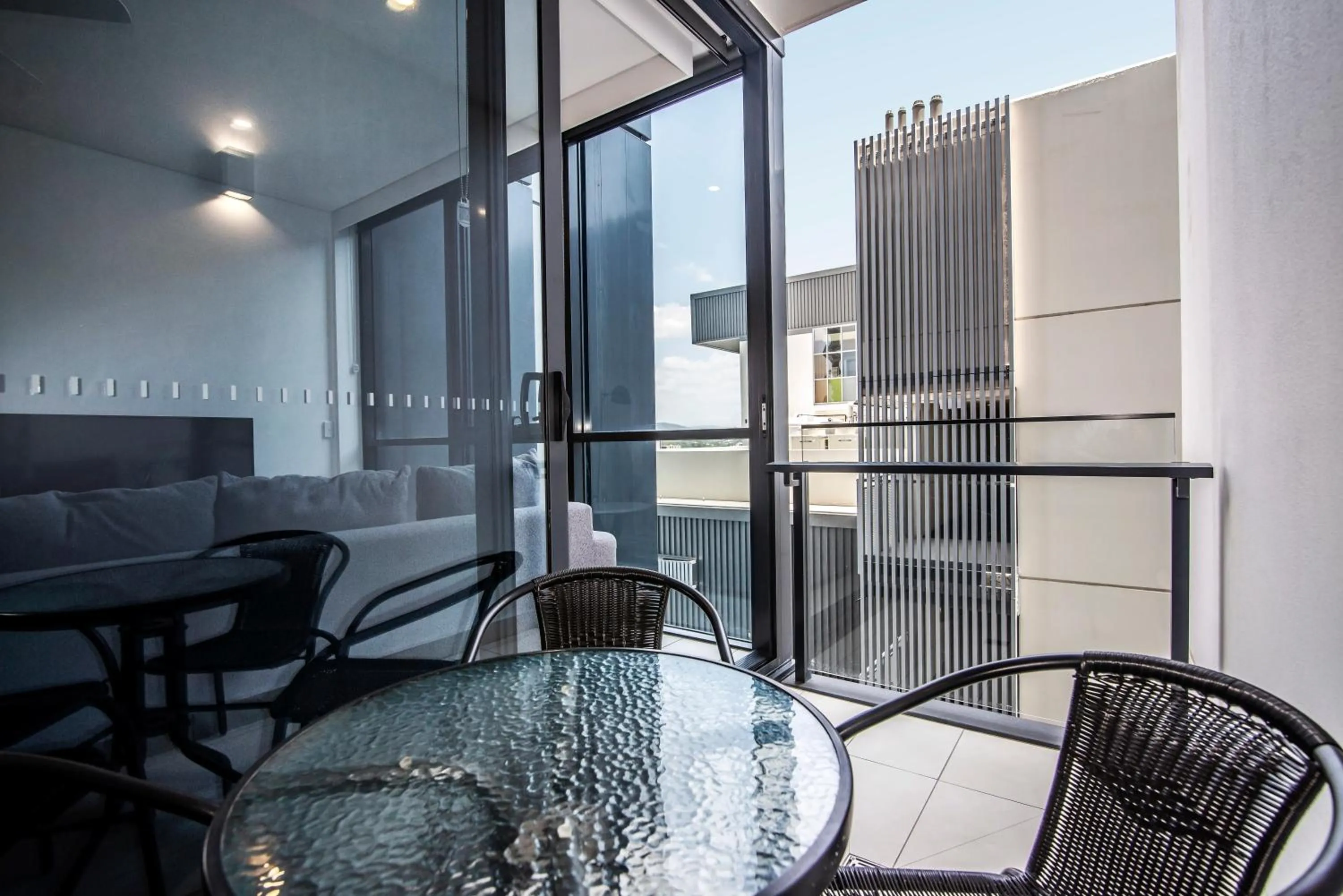 Balcony/Terrace in Hope Street Apartments by CLLIX