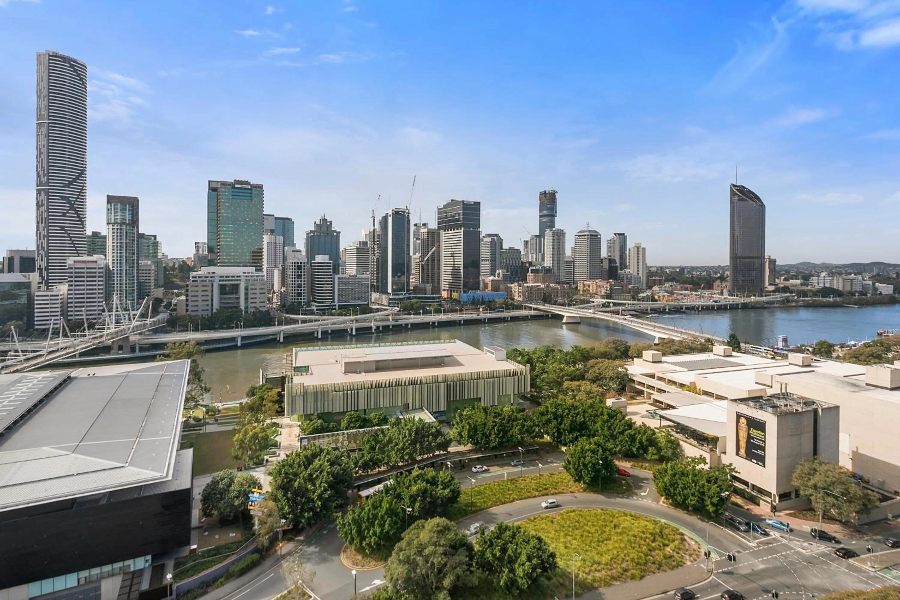 Balcony/Terrace in Hope Street Apartments by CLLIX