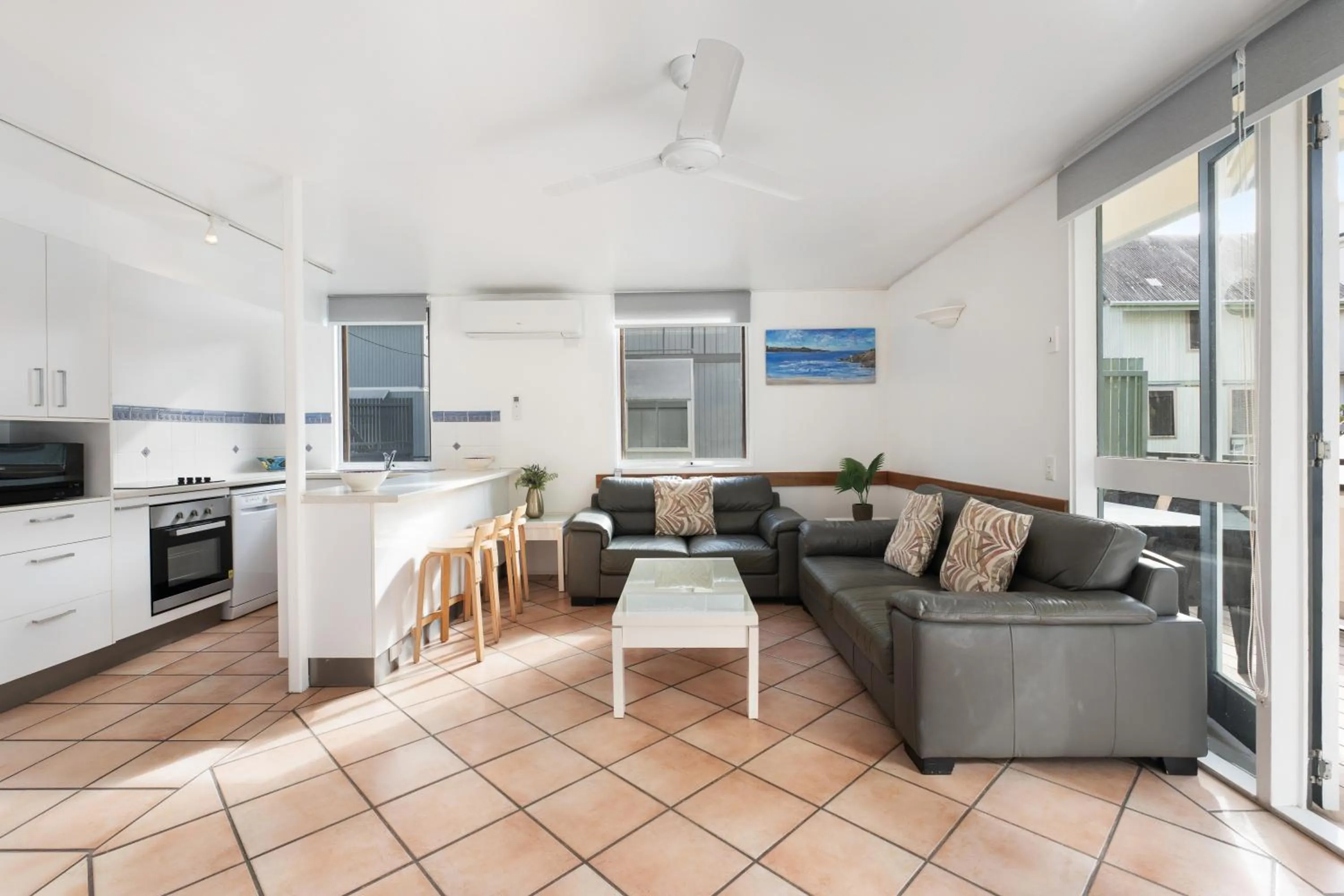 Kitchen or kitchenette in The Hastings Beach Houses