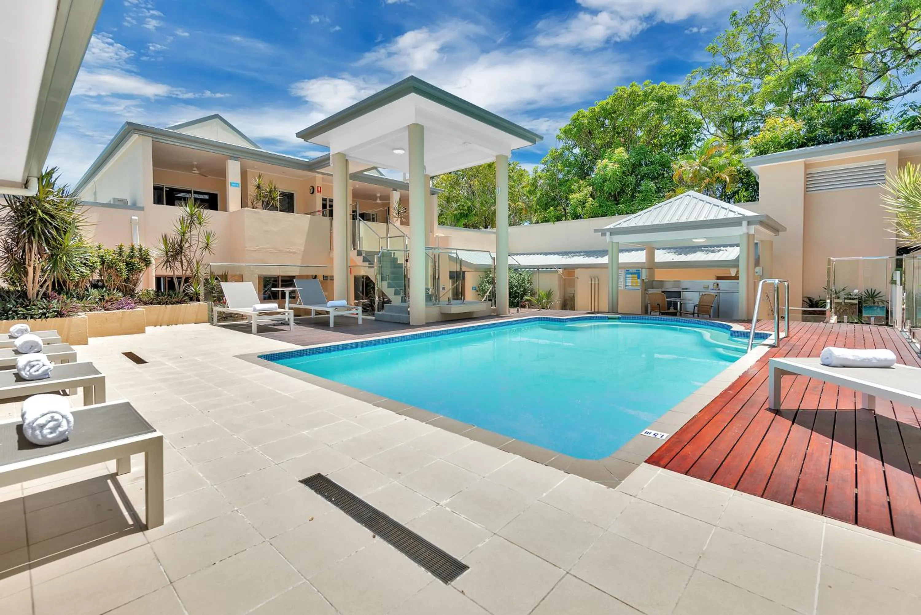 Pool view in The Newport on Macrossan - Adults Only