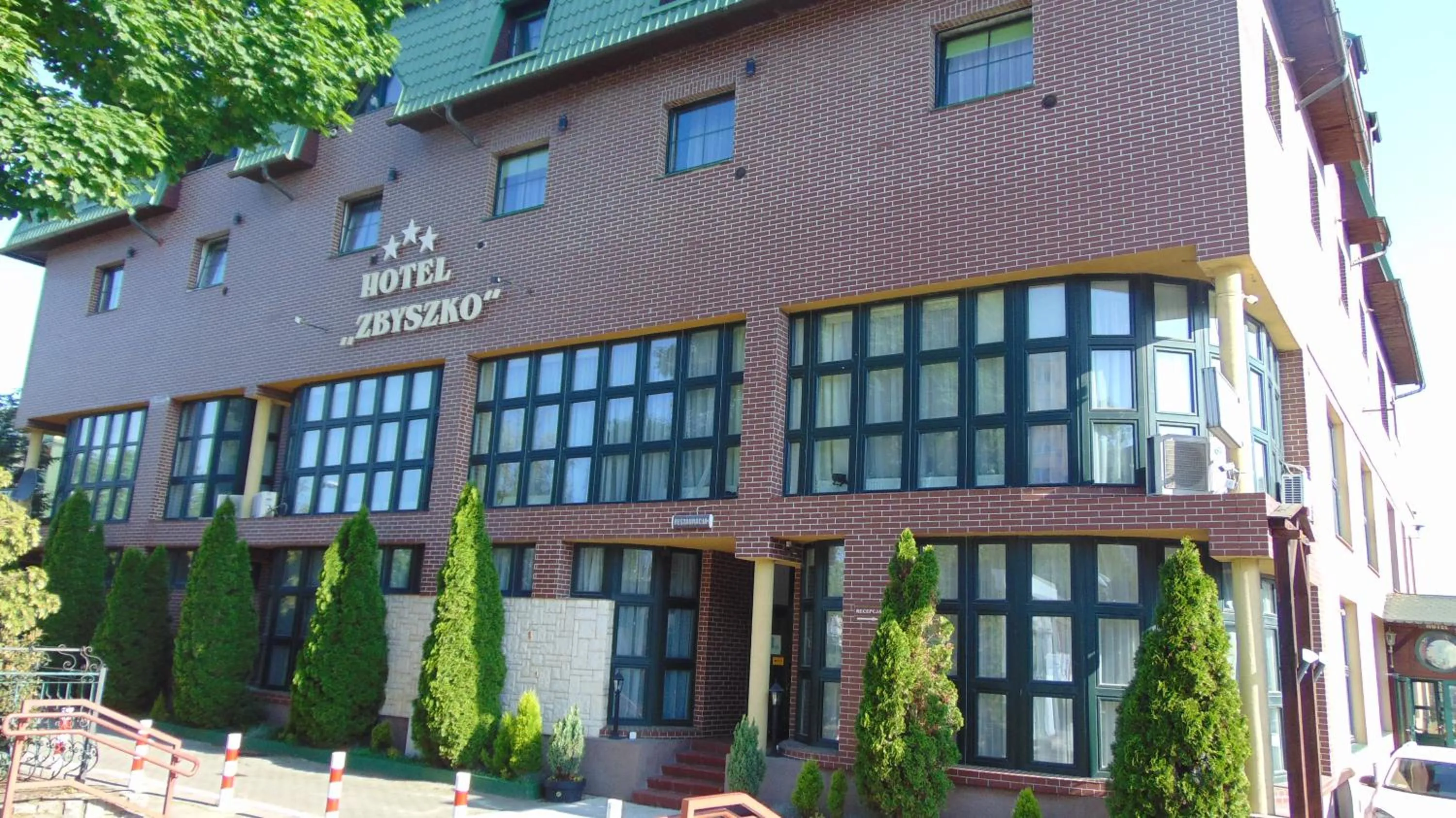 Property building in Hotel Zbyszko