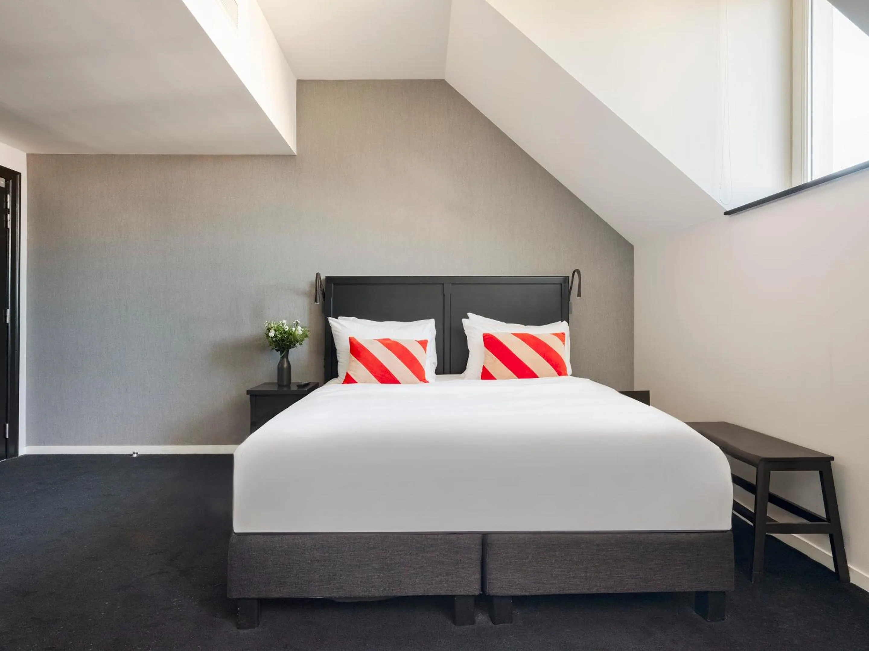 Bedroom, Bed in Numa Brussels Lief