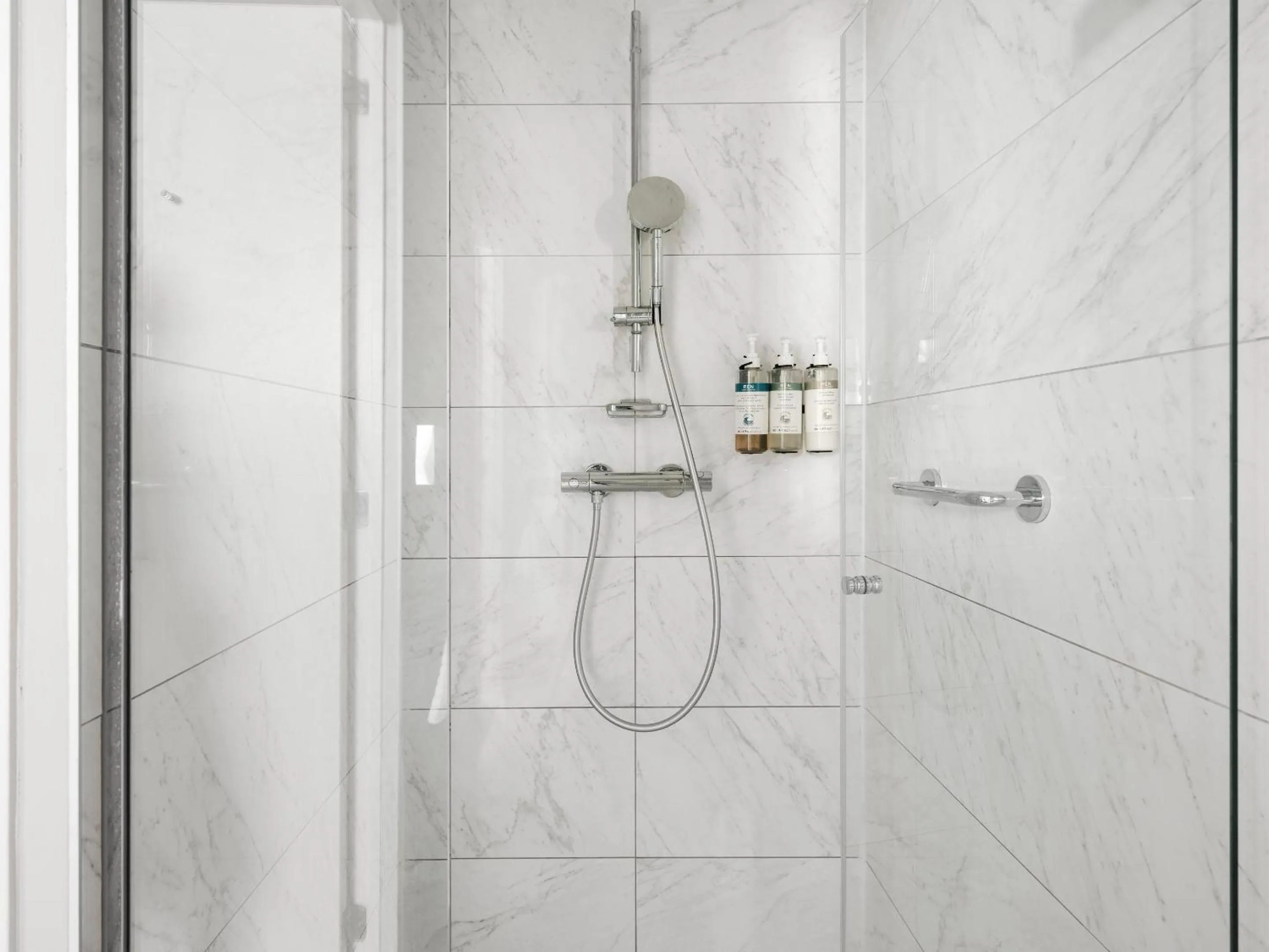 Bathroom in Numa Brussels Lief