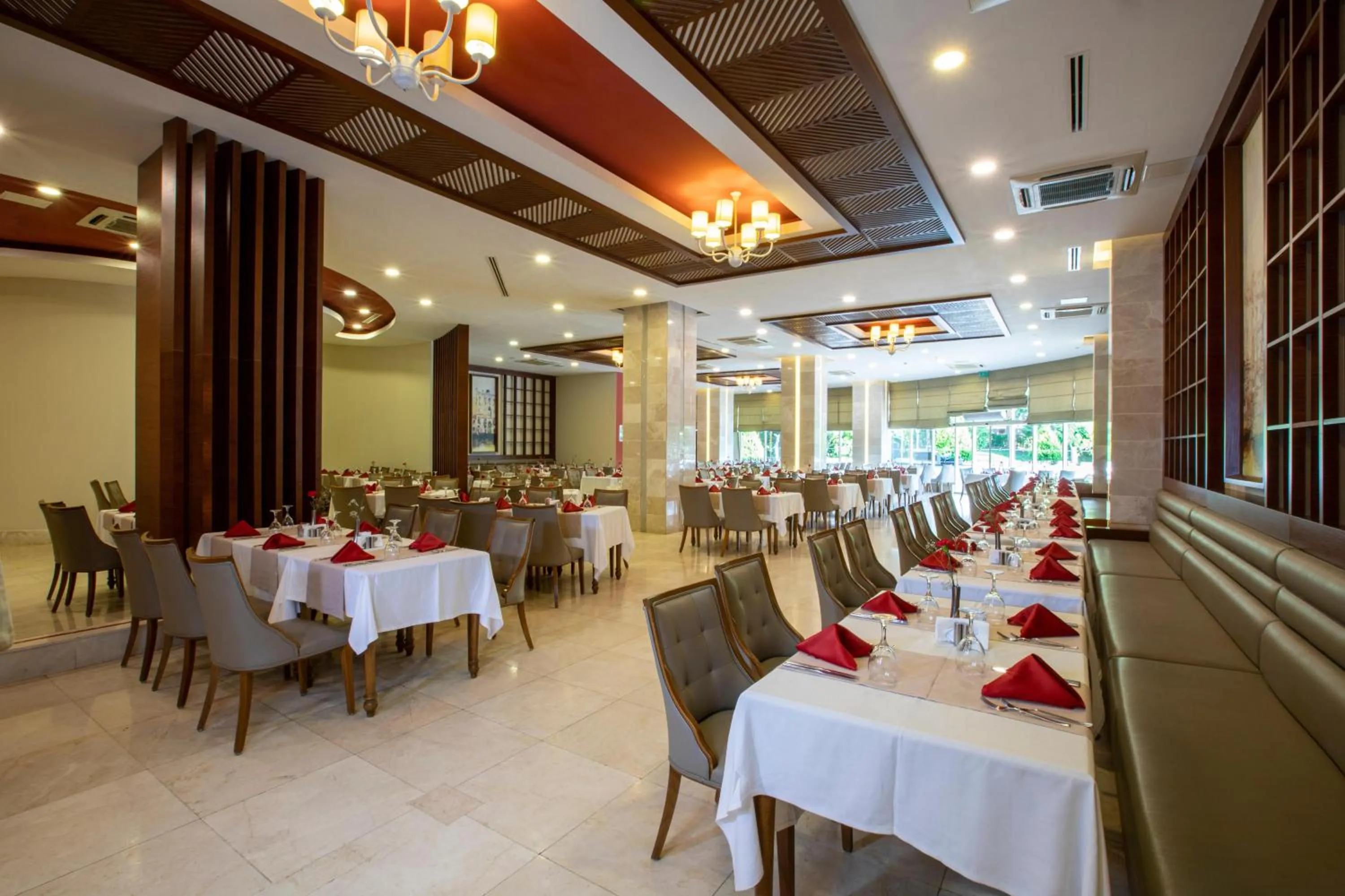 Restaurant/places to eat in Sherwood Exclusive Lara