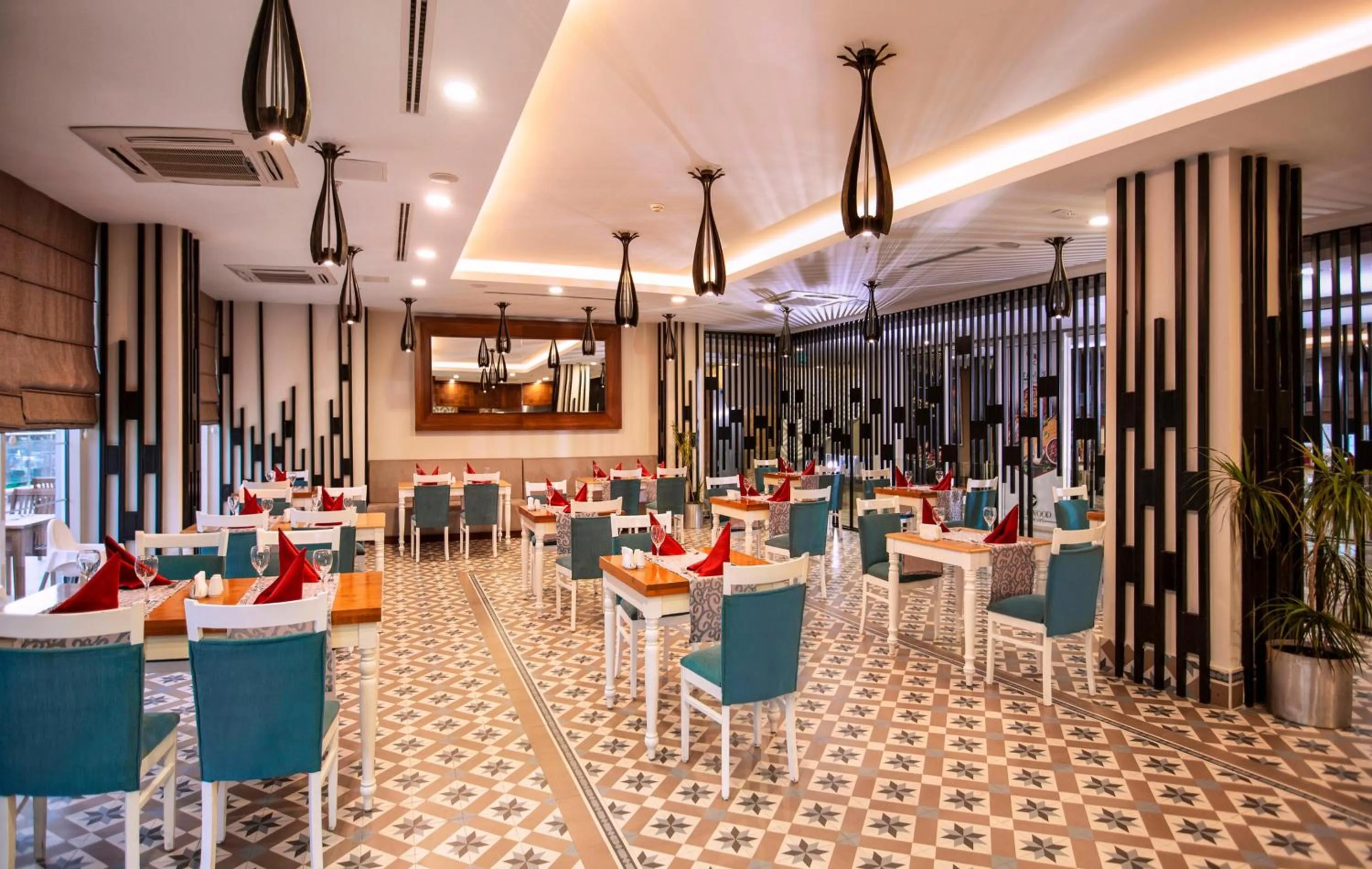 Restaurant/places to eat in Sherwood Exclusive Lara