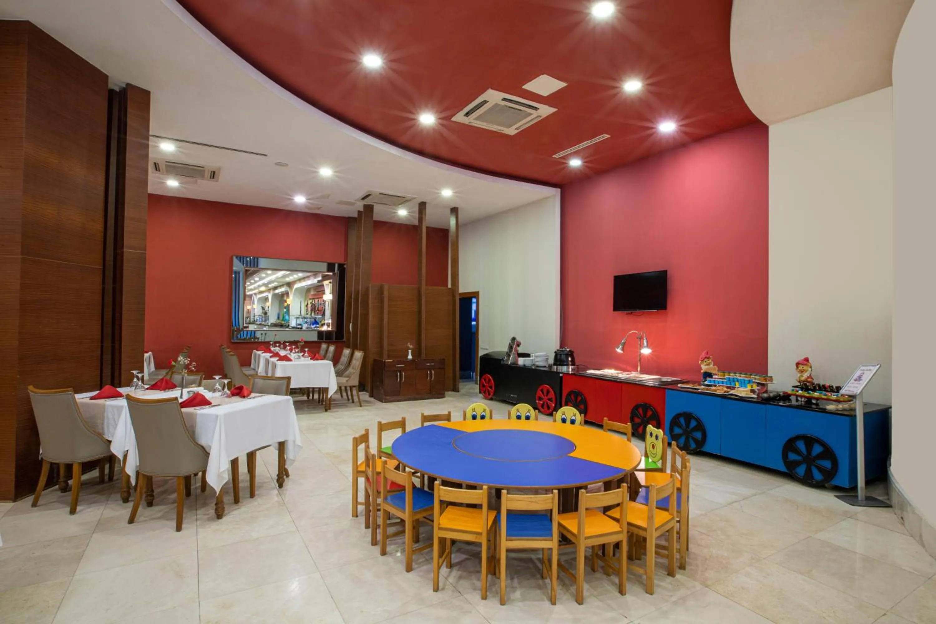 Restaurant/places to eat in Sherwood Exclusive Lara