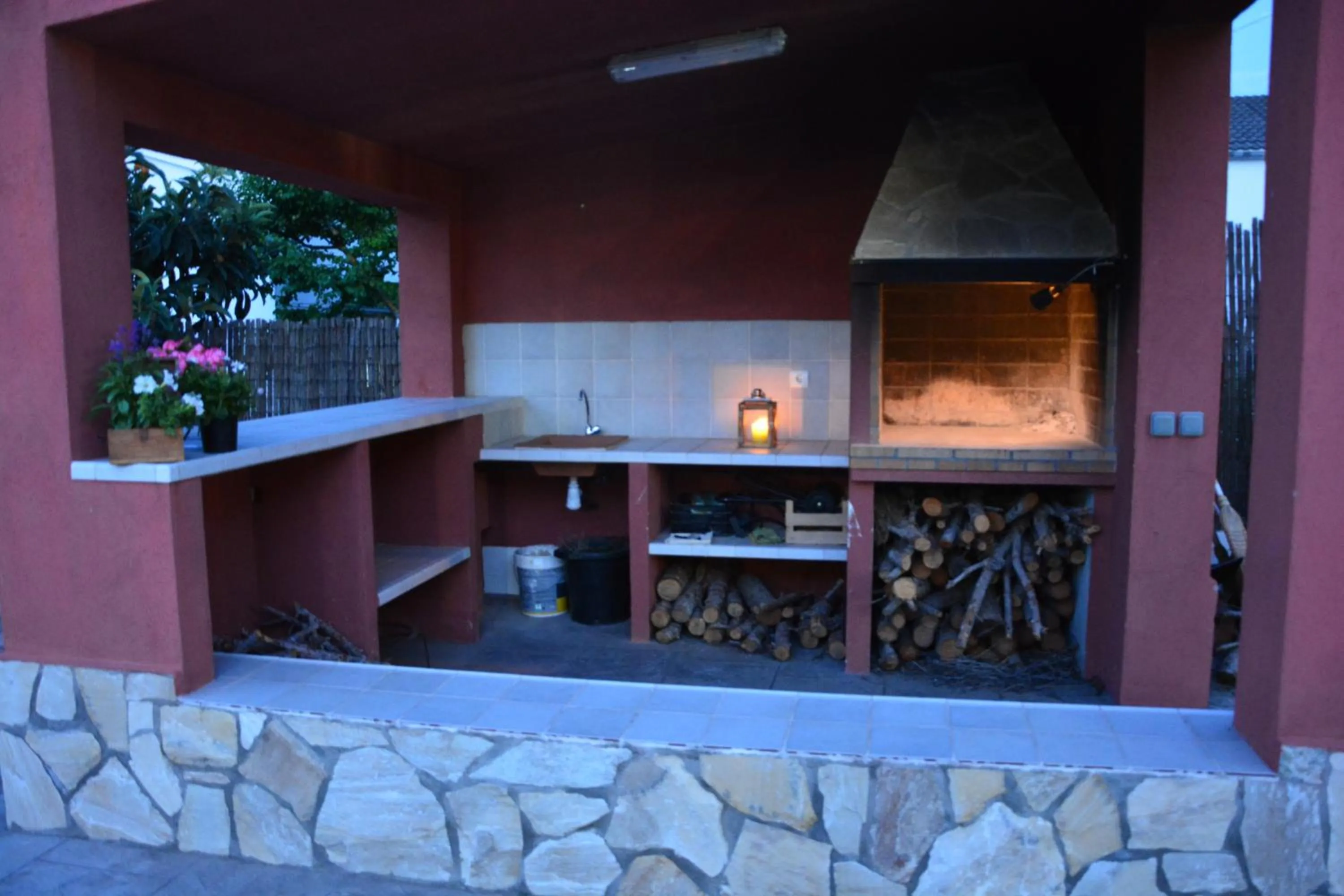 Off site in Villa Sitges La Calma 10 minutes drive Sitges 2 minutes walk Garraf Park AC