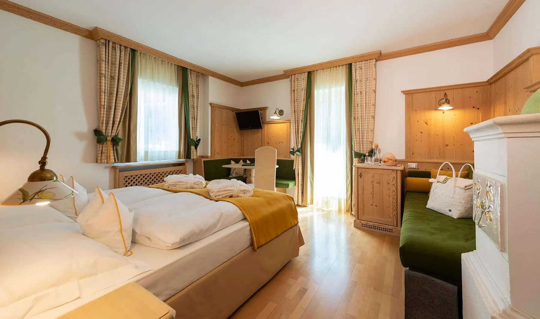 Photo of the whole room, Bed in Hotel Teresa