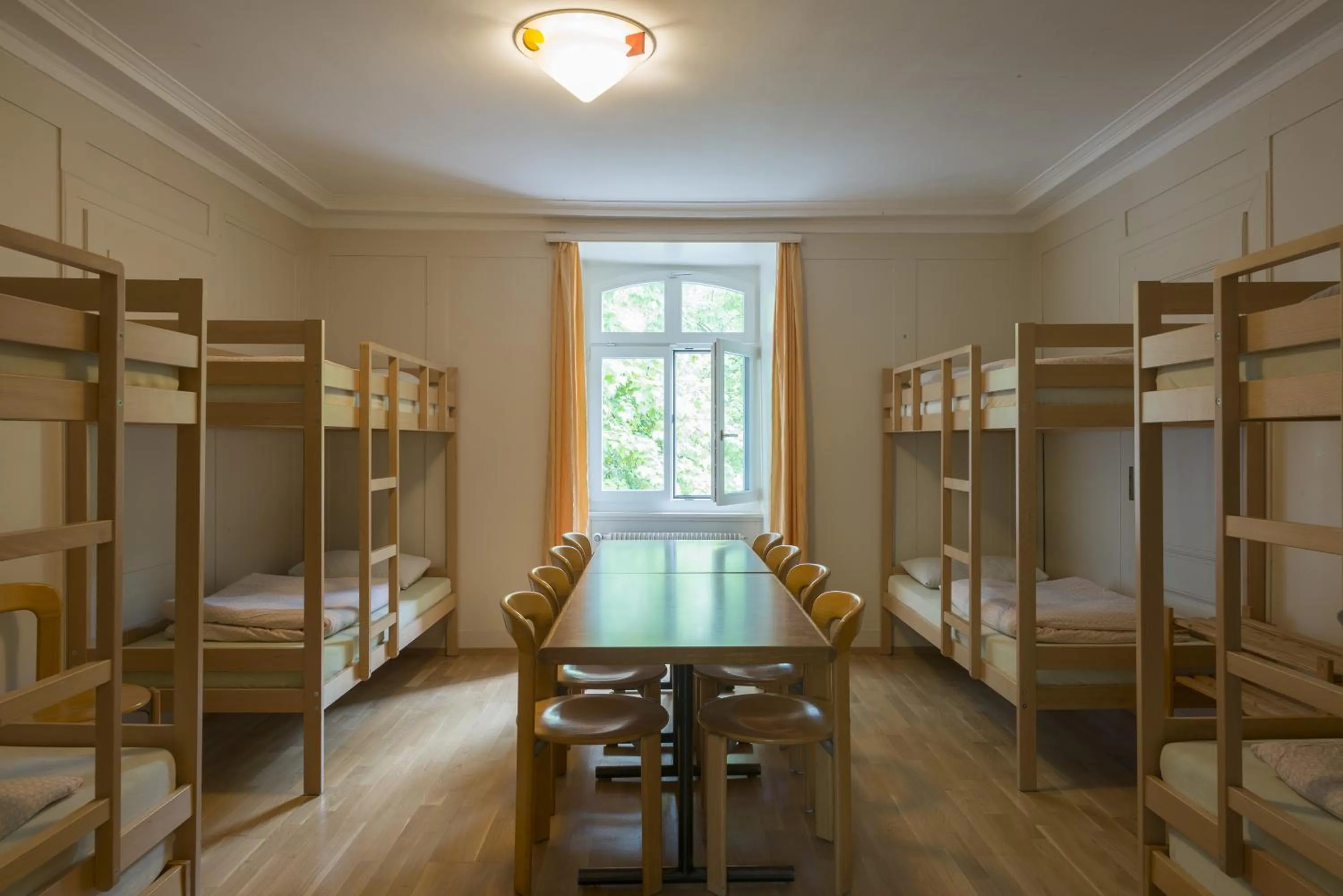 Bedroom, Bed in Schaffhausen Youth Hostel