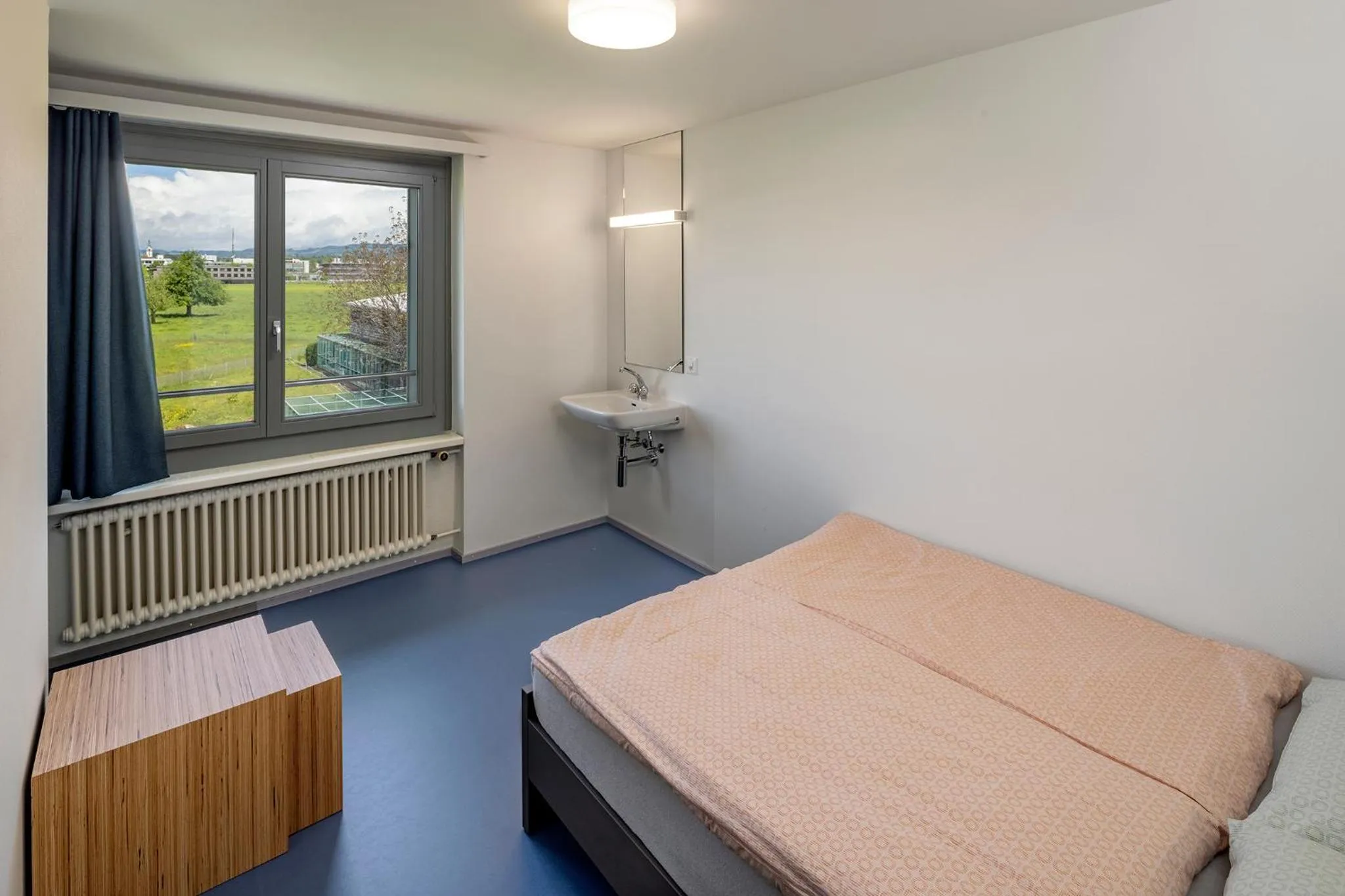 Photo of the whole room, Bed in Rapperswil-Jona Youth Hostel