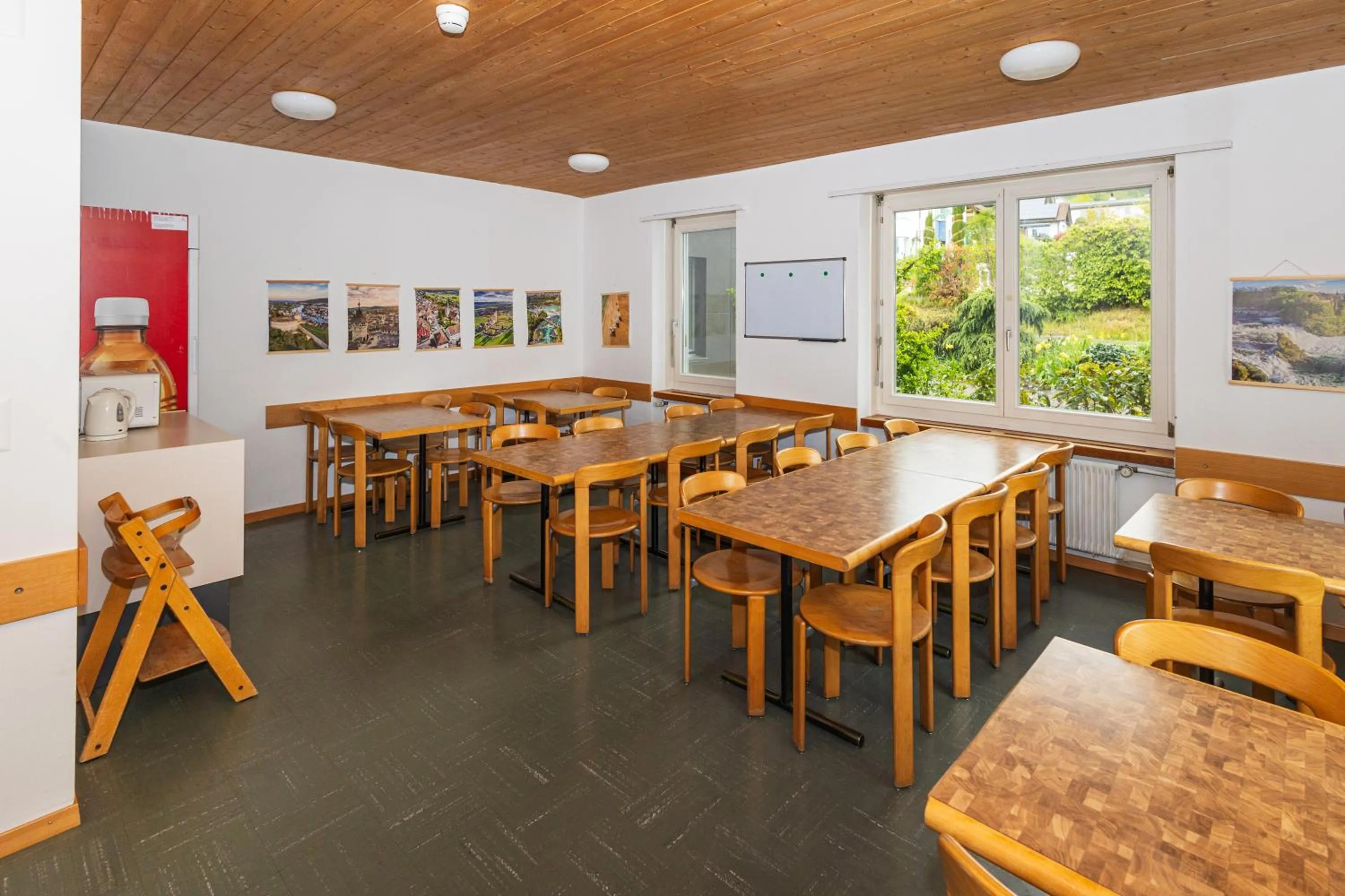 Dining area in Stein am Rhein Youth Hostel
