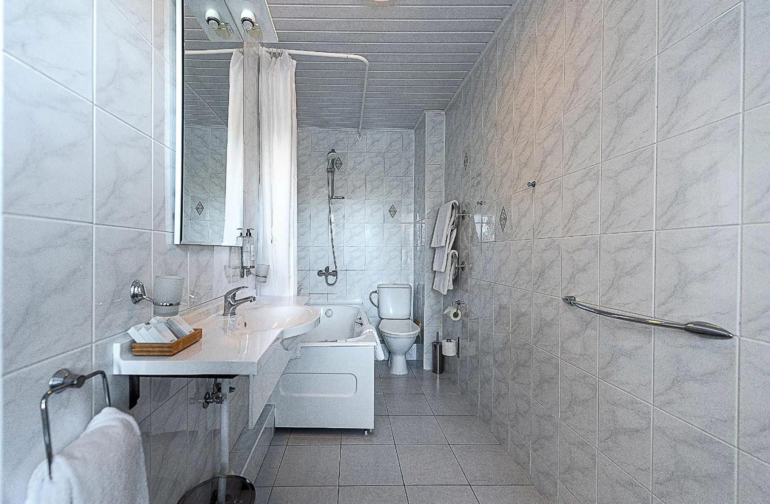 Shower in Nykščio Namai & SPA