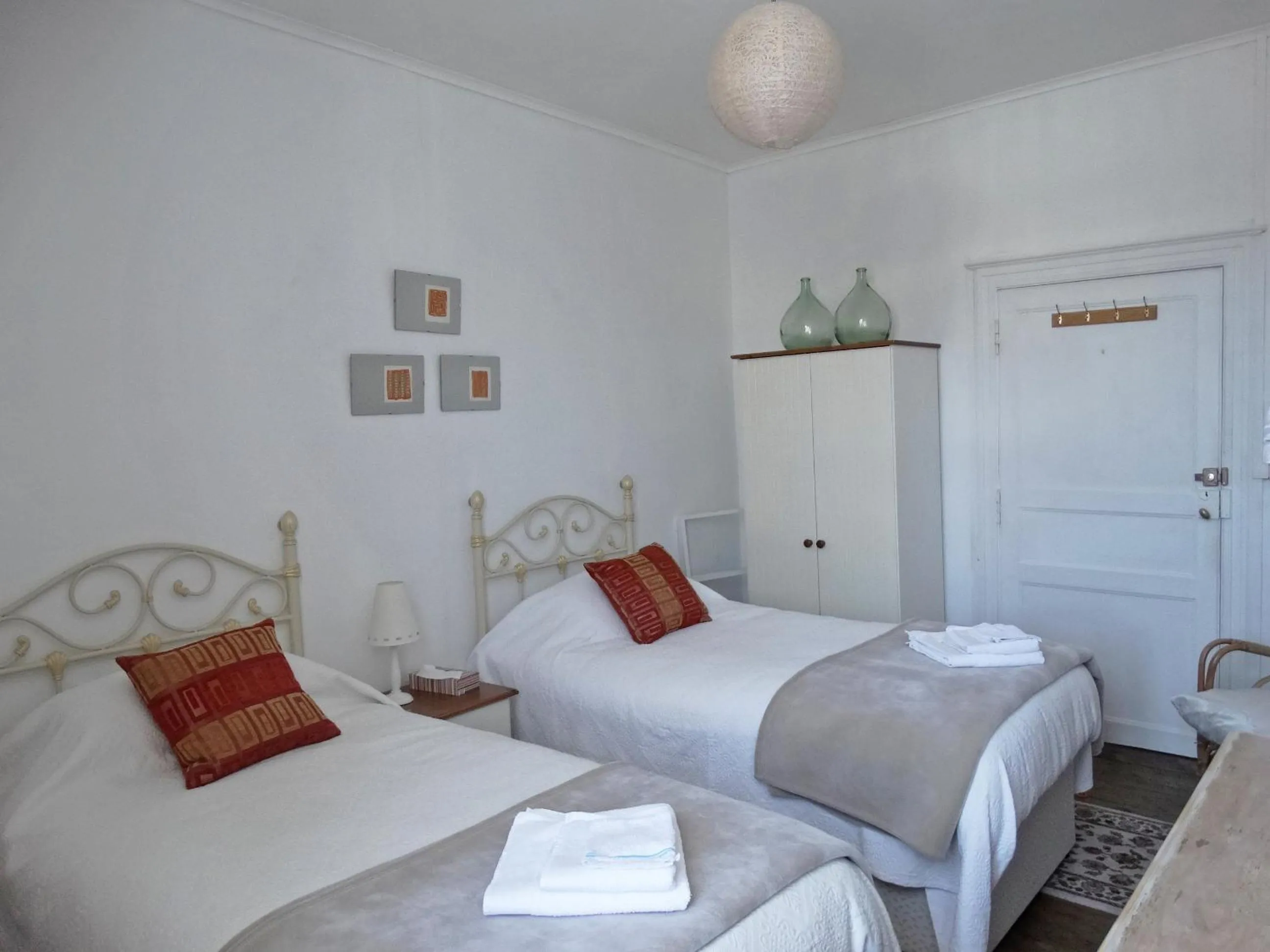 Bedroom, Bed in Maison de Fortitude Chambres d'hotes