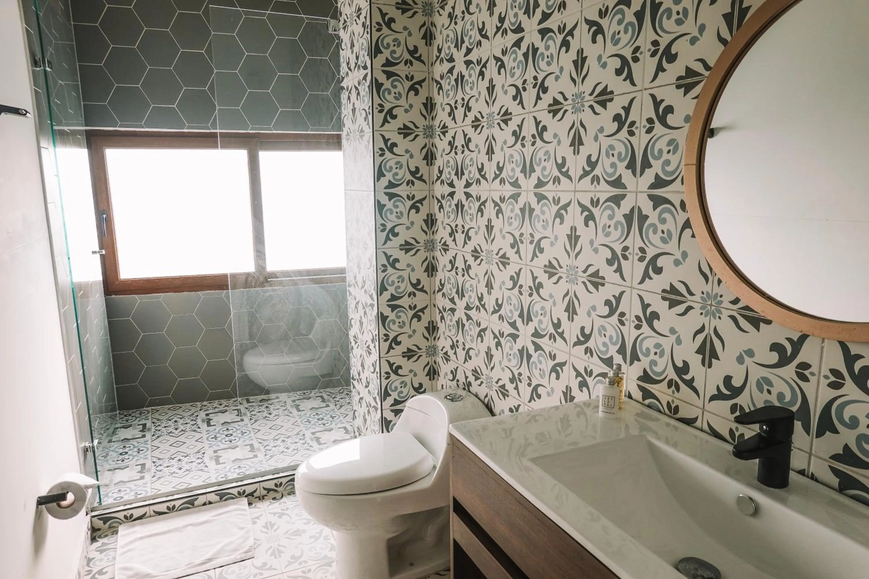 Shower in Soy Local Centro Histórico