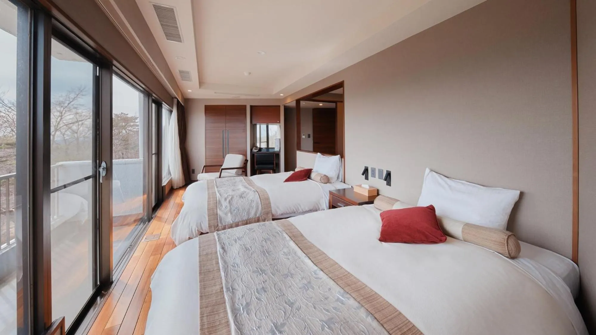 Bed in FOURTREAT plus NASUKOGEN