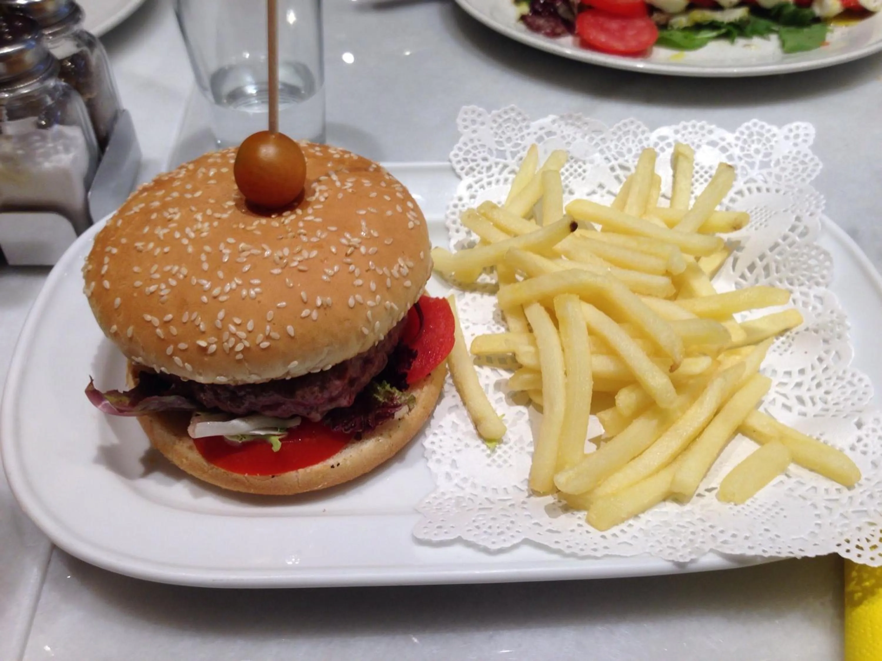 Food in Alguera Apartments Napols