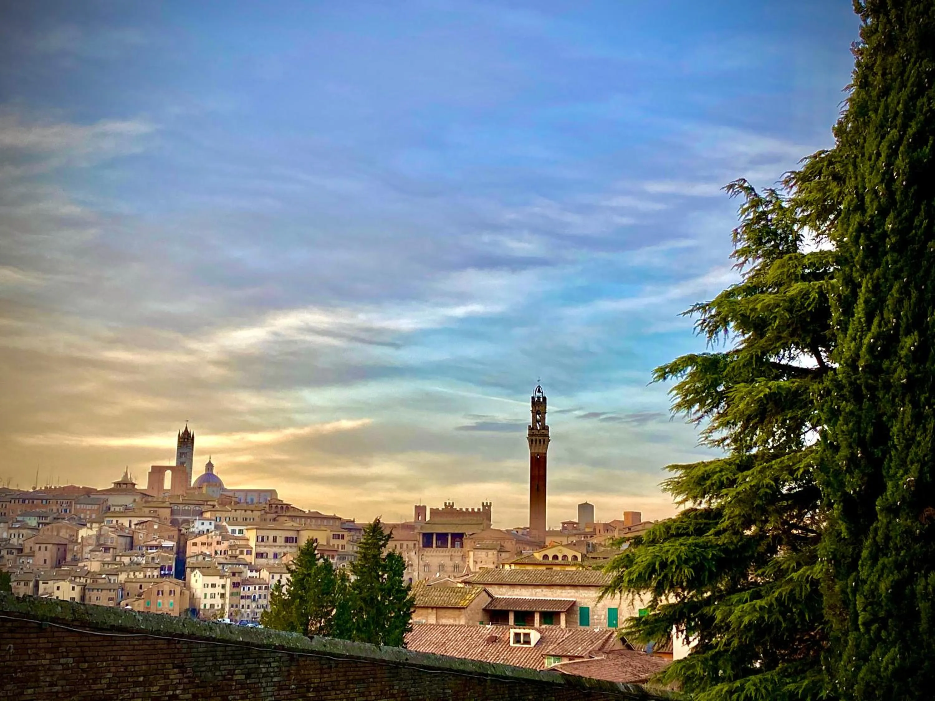 Sunset in Palazzo del Papa