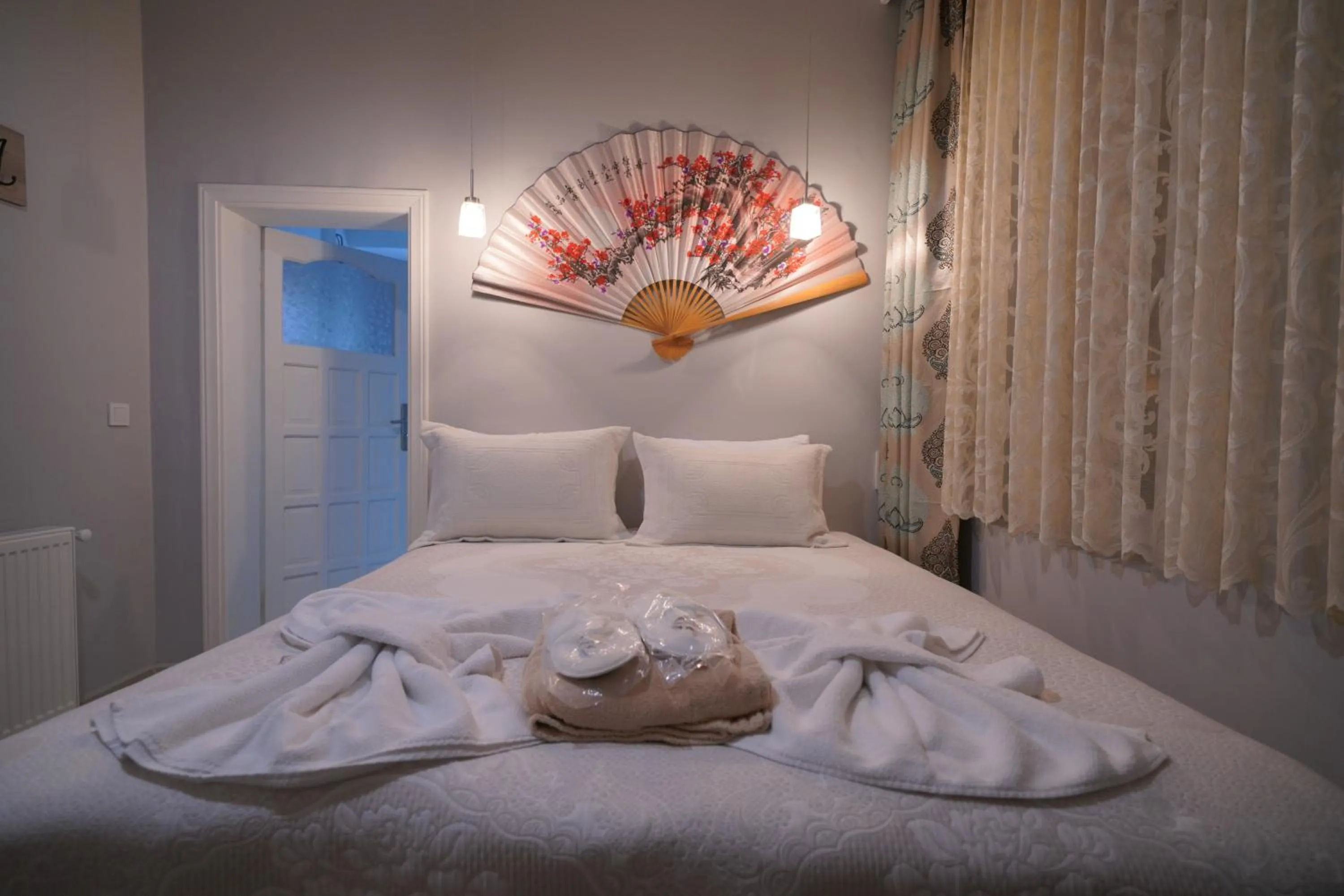 Bed in Pashabelle Hotel