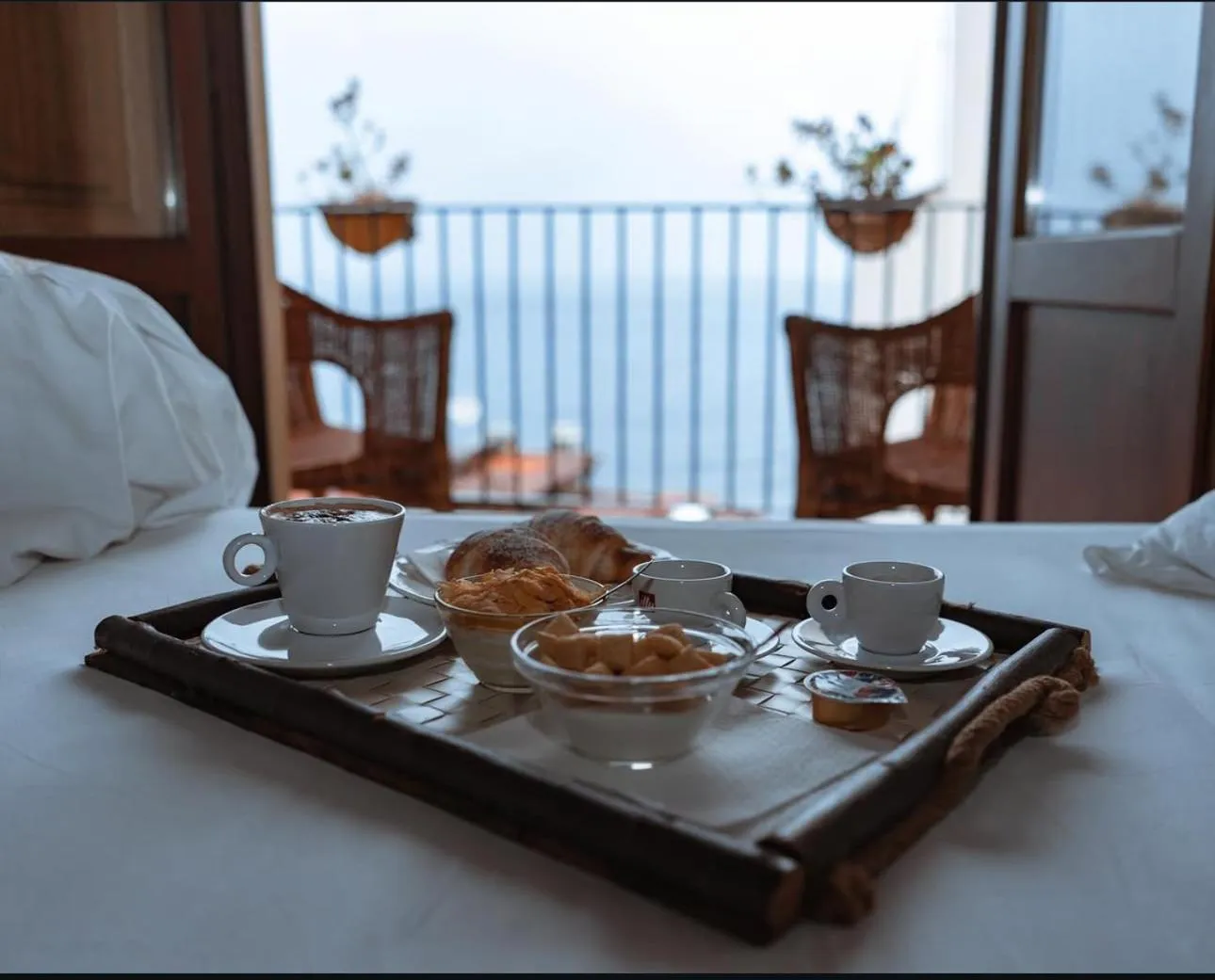 Bed in Romeo e Giulietta Scilla