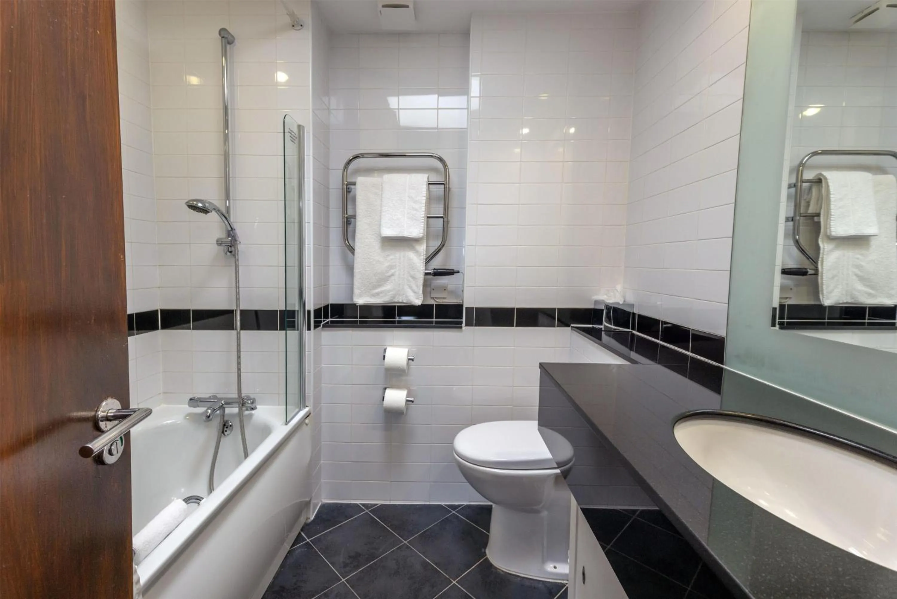 Bedroom in Best Western Ship Hotel