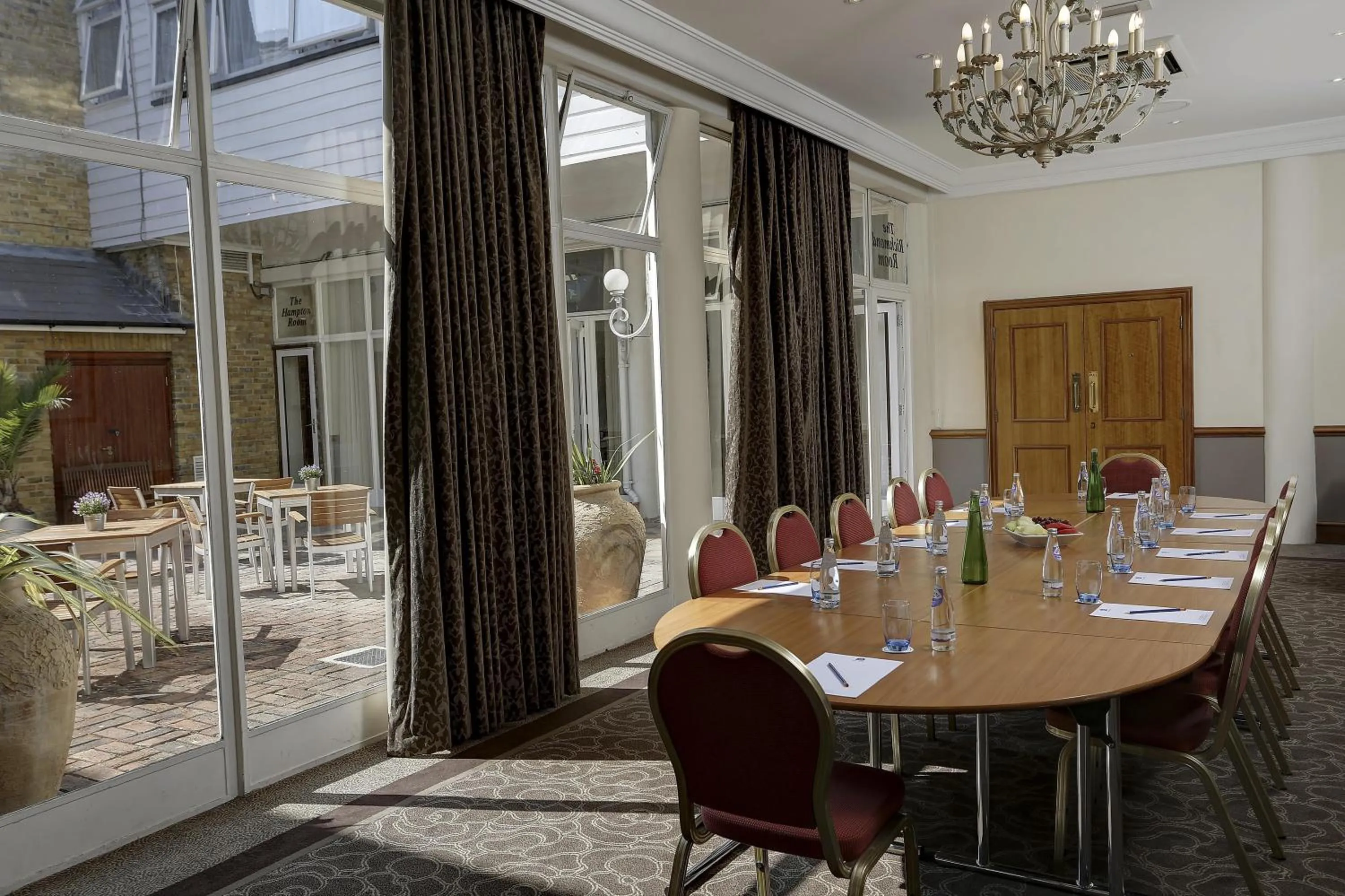 Meeting/conference room in Best Western Ship Hotel