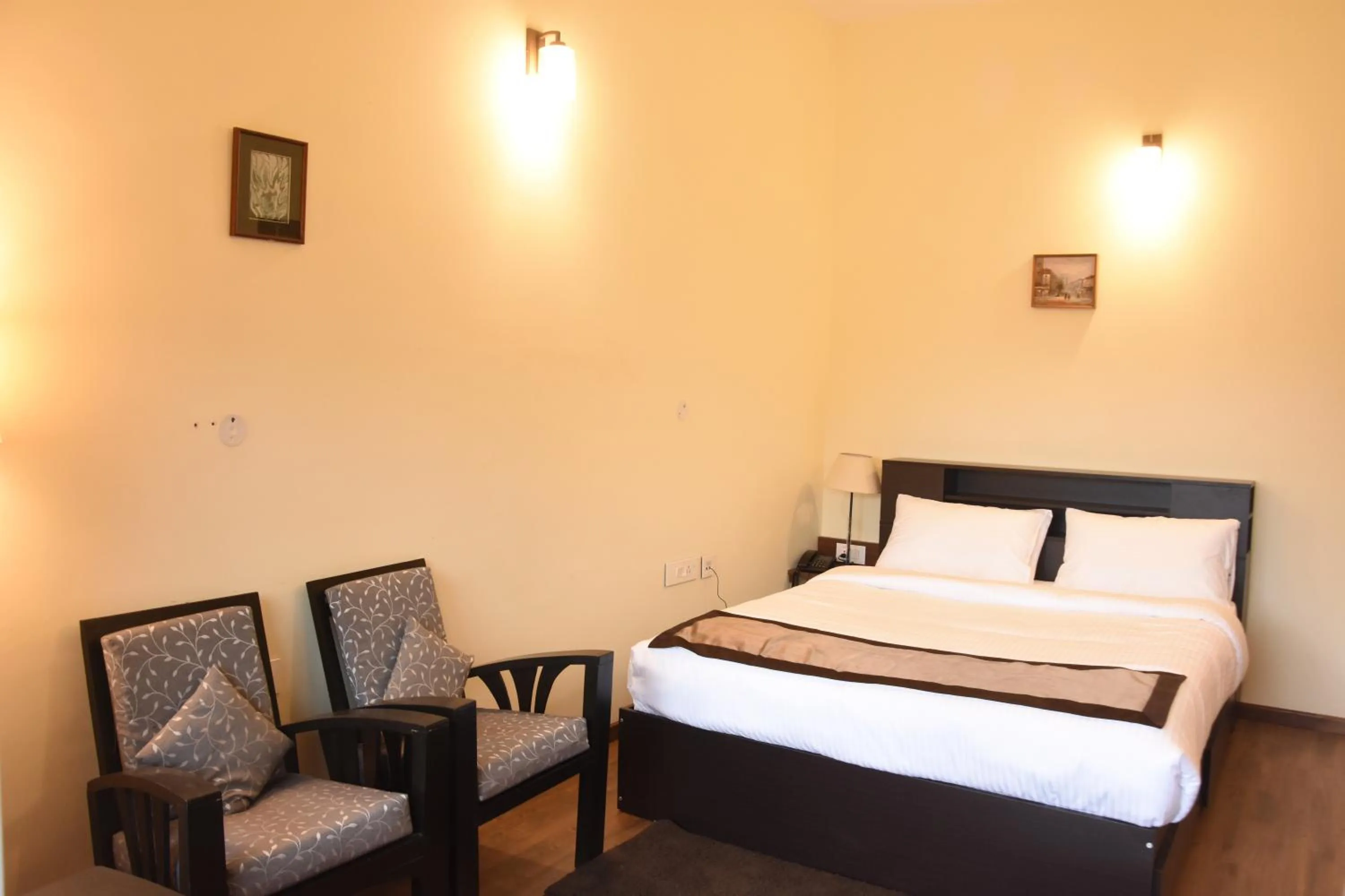 Photo of the whole room, Bed in Nirvana Retreat